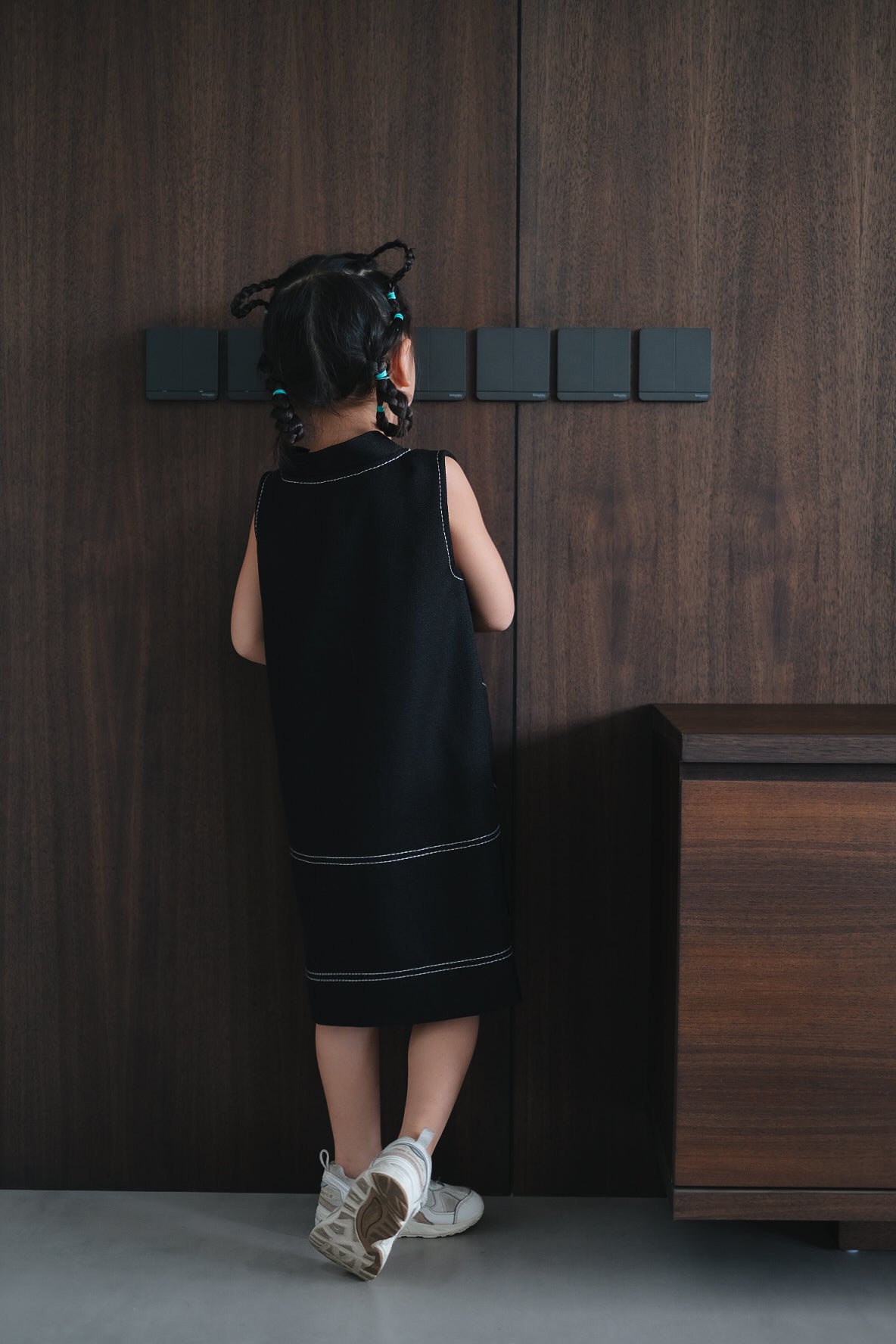 MINI DANIELLE IN DEEPBLACK