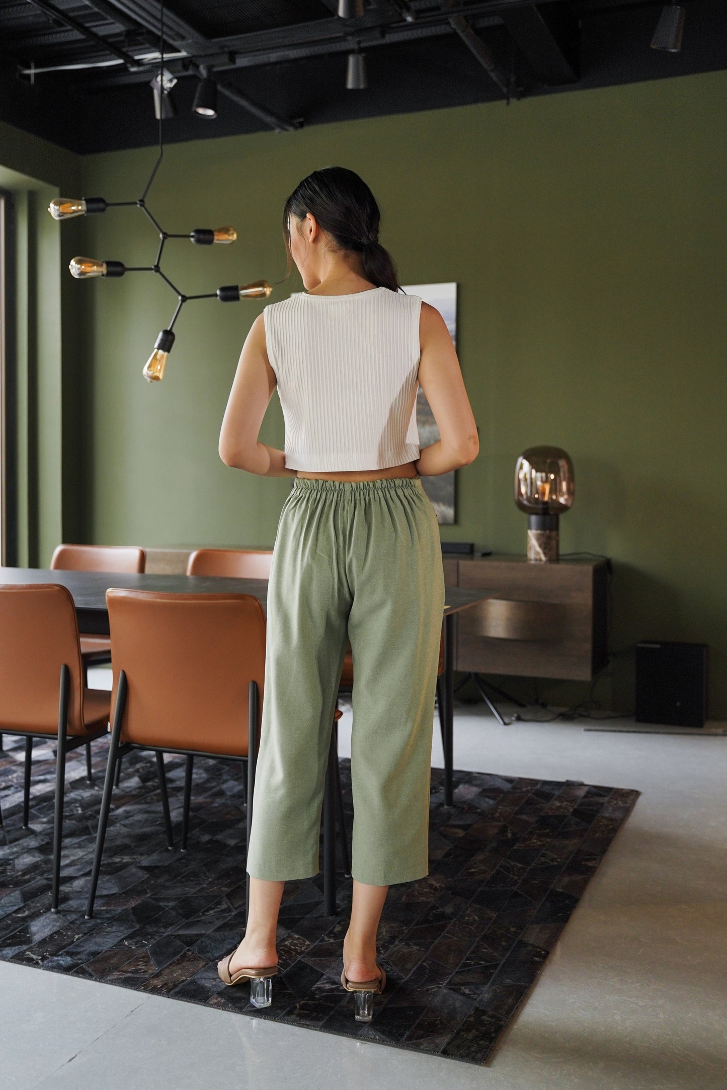 DEFECT 10% - MELL CROP - SLEEVELESS IN OFFWHITE