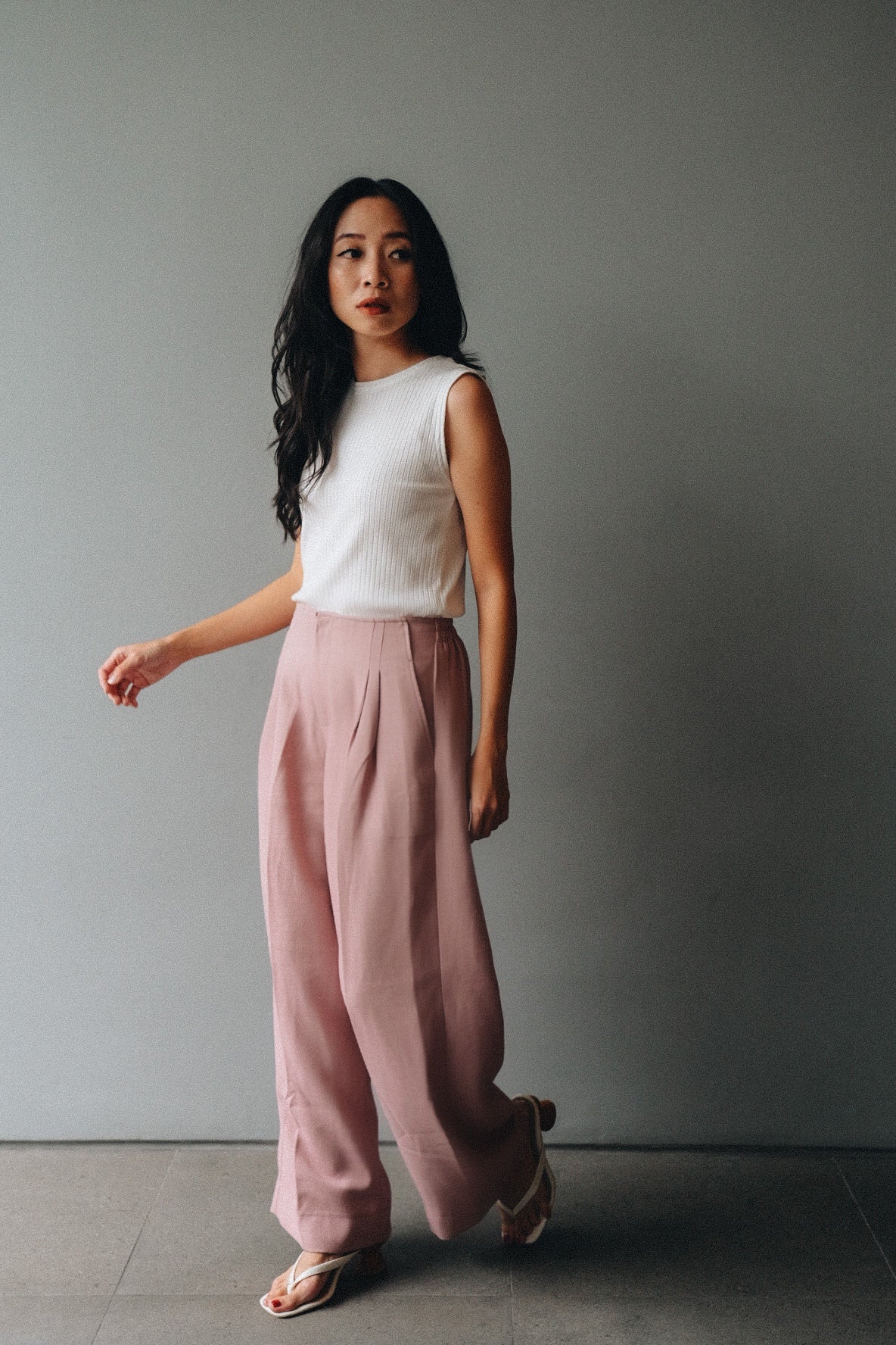 DEFECT 10% - MELL UNCROP - SLEEVELESS IN OFFWHITE