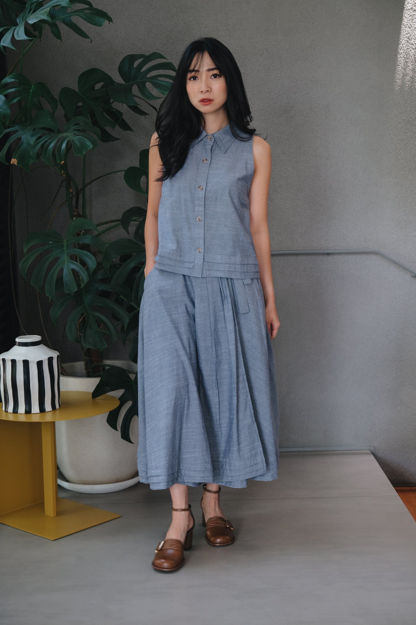 MIA TOP IN COSMIC