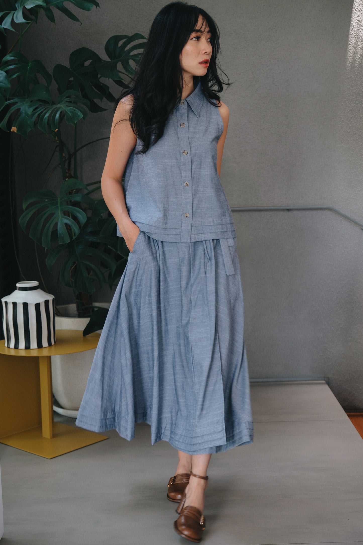 MIA TOP IN COSMIC