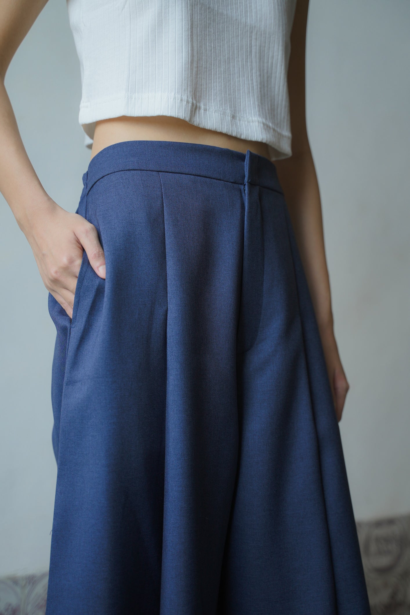 RUSSEL PANTS IN ANTWERP