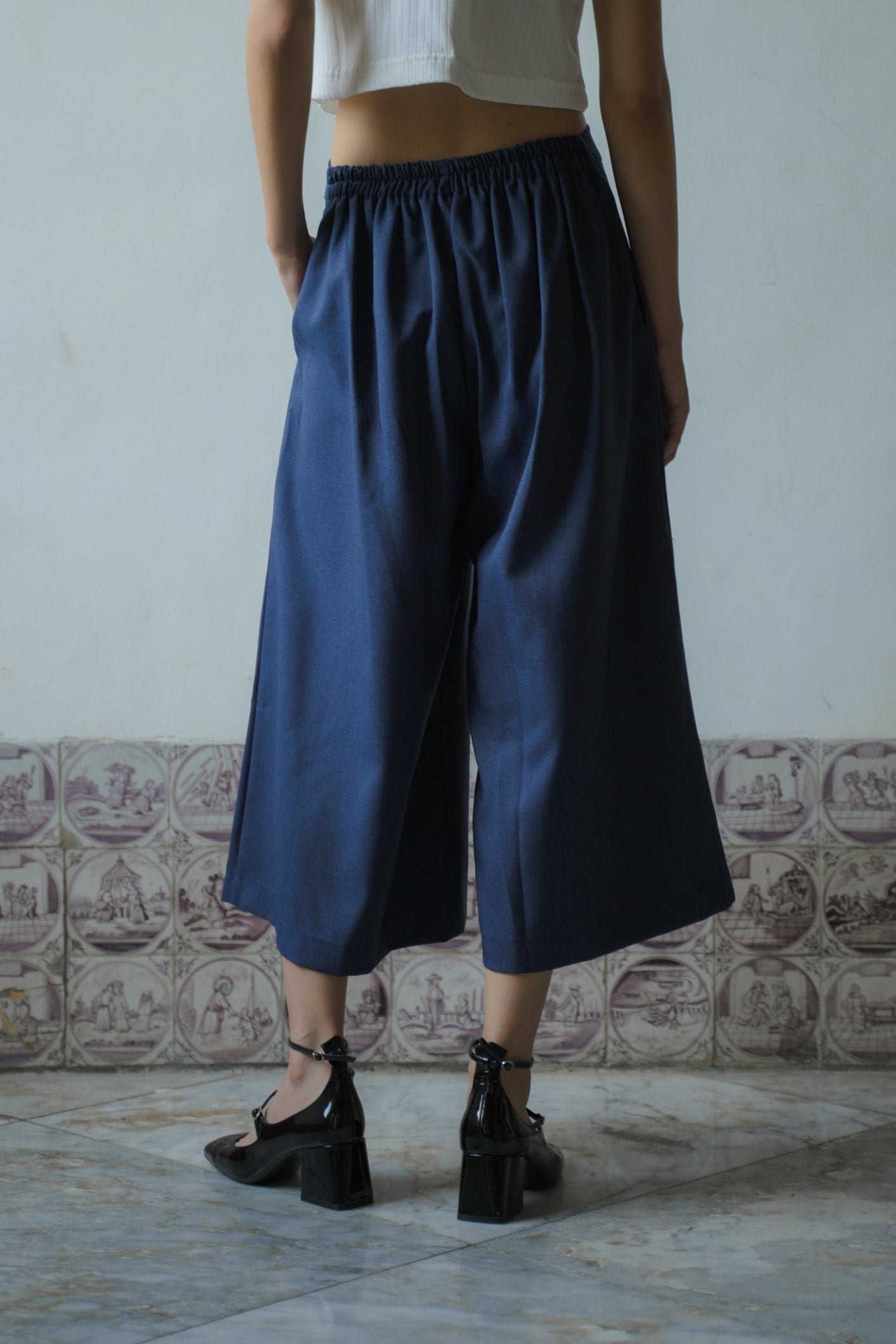 RUSSEL PANTS IN ANTWERP