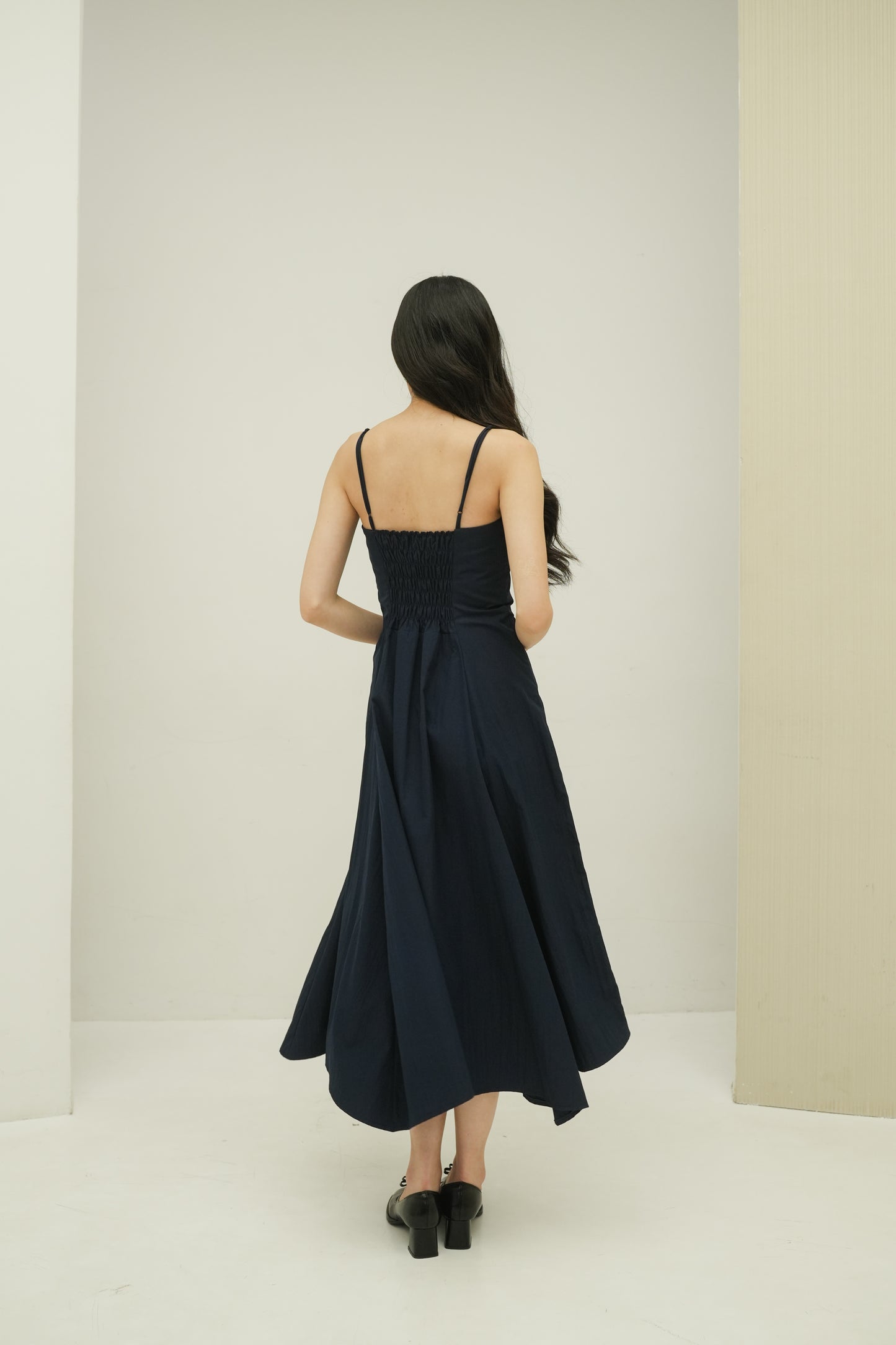ALLYSA DRESS IN OBSIDIAN