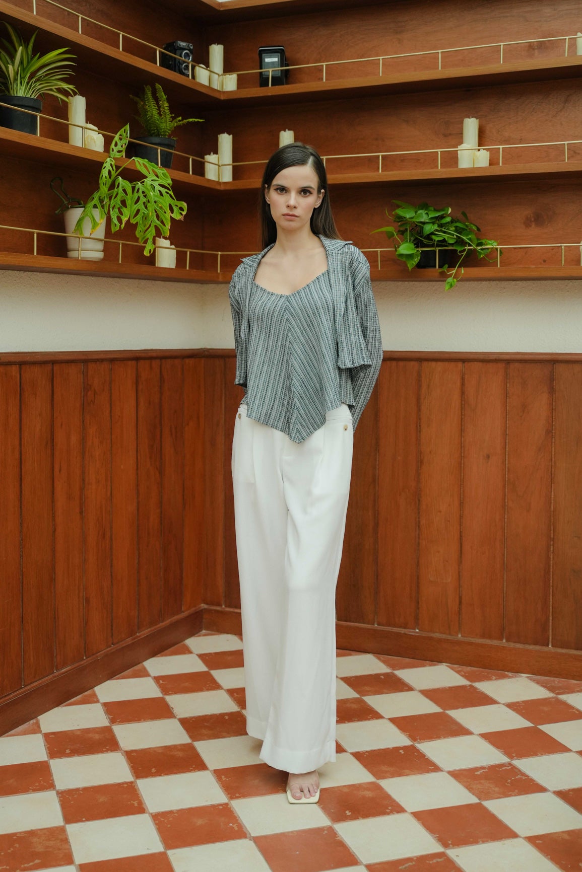 LOUISE OUTER IN MOONLIGHT