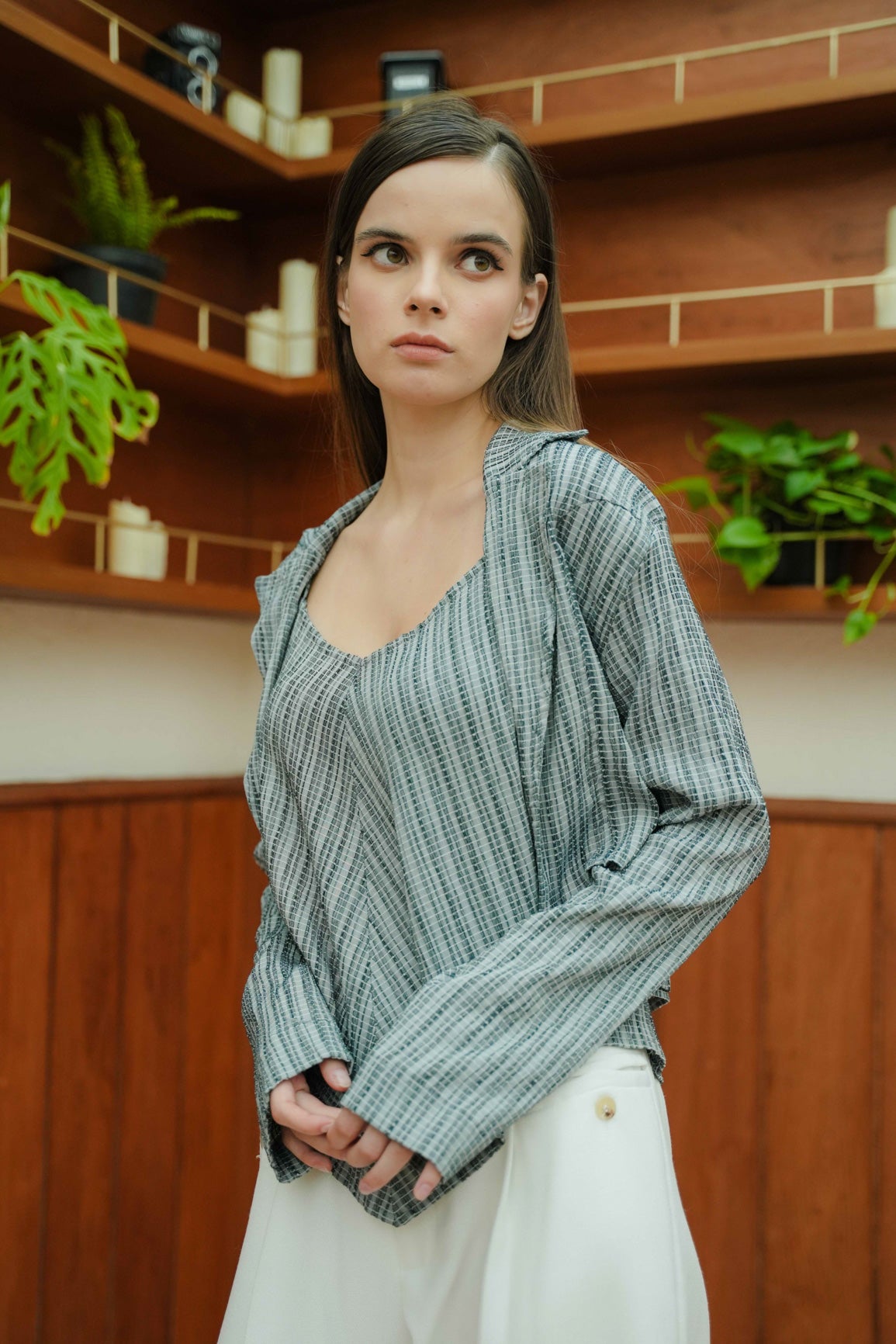 LOUISE OUTER IN MOONLIGHT