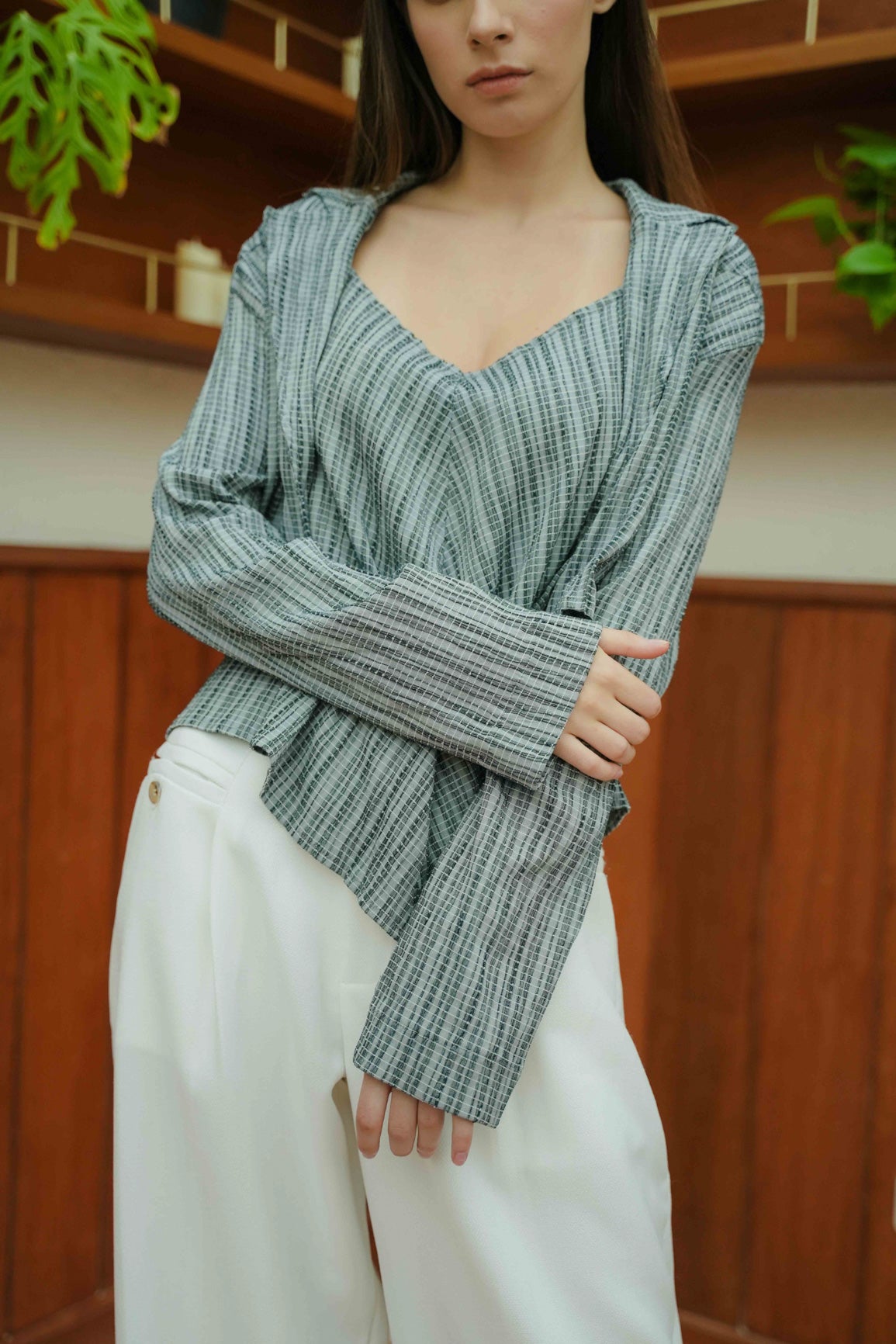 LOUISE OUTER IN MOONLIGHT