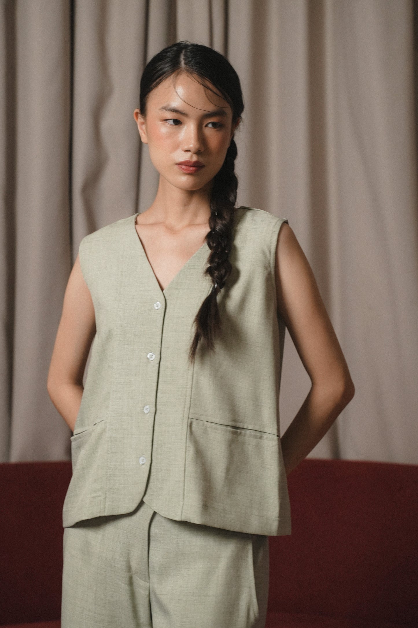 ALUNA VEST IN MOSS
