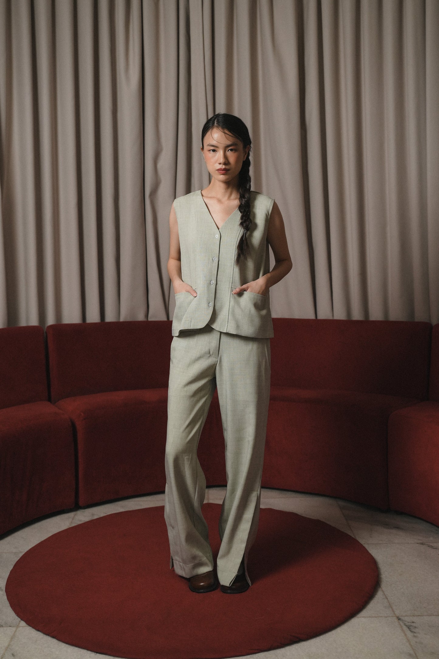 ALUNA VEST IN MOSS