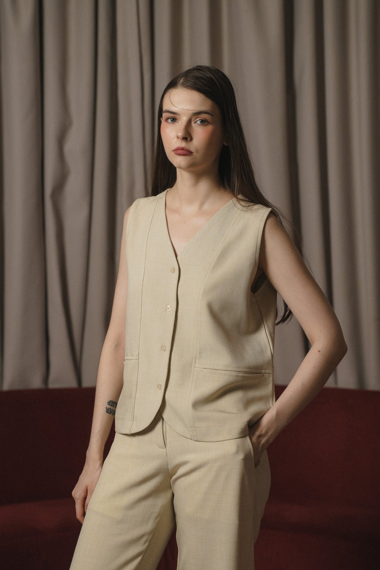 ALUNA VEST IN PARMESSAN