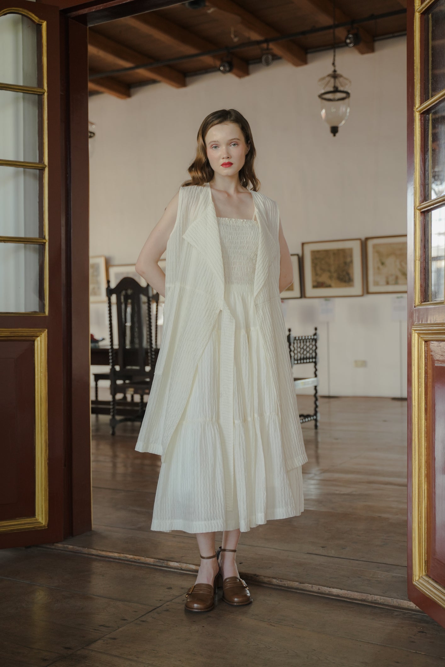 SET - HAEIN HYUN JIWOON IN PEARL WHITE