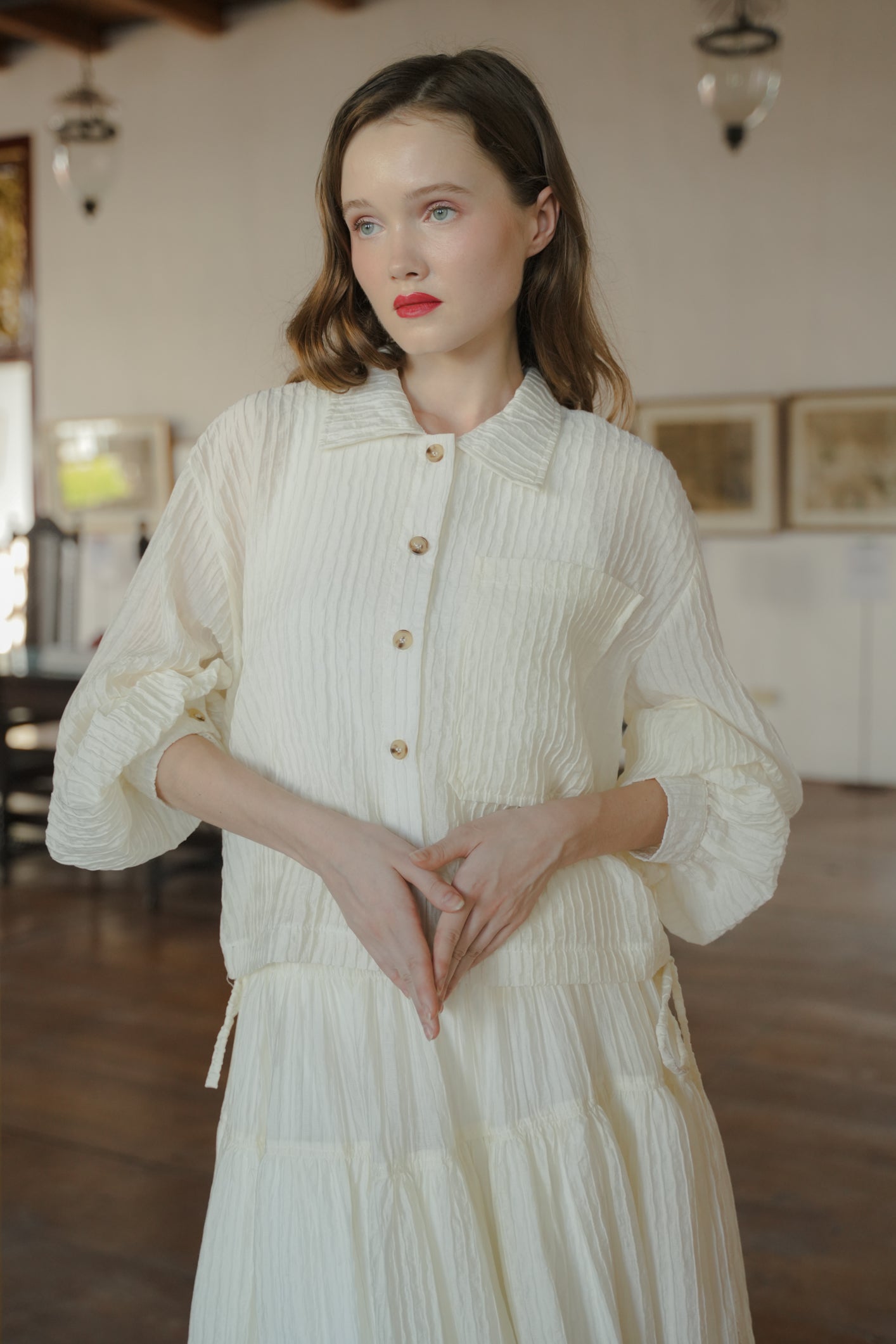 SET - HAEIN HYUN JIWOON IN PEARL WHITE