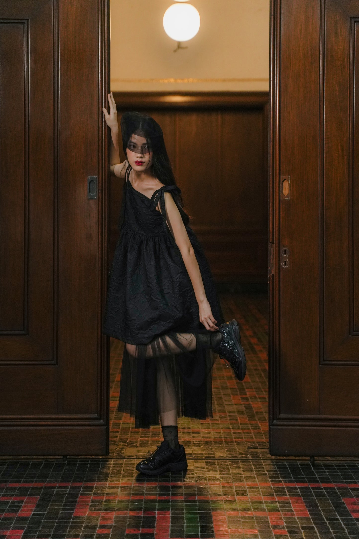 CHARLOTTE TANK IN BLACKSWAN