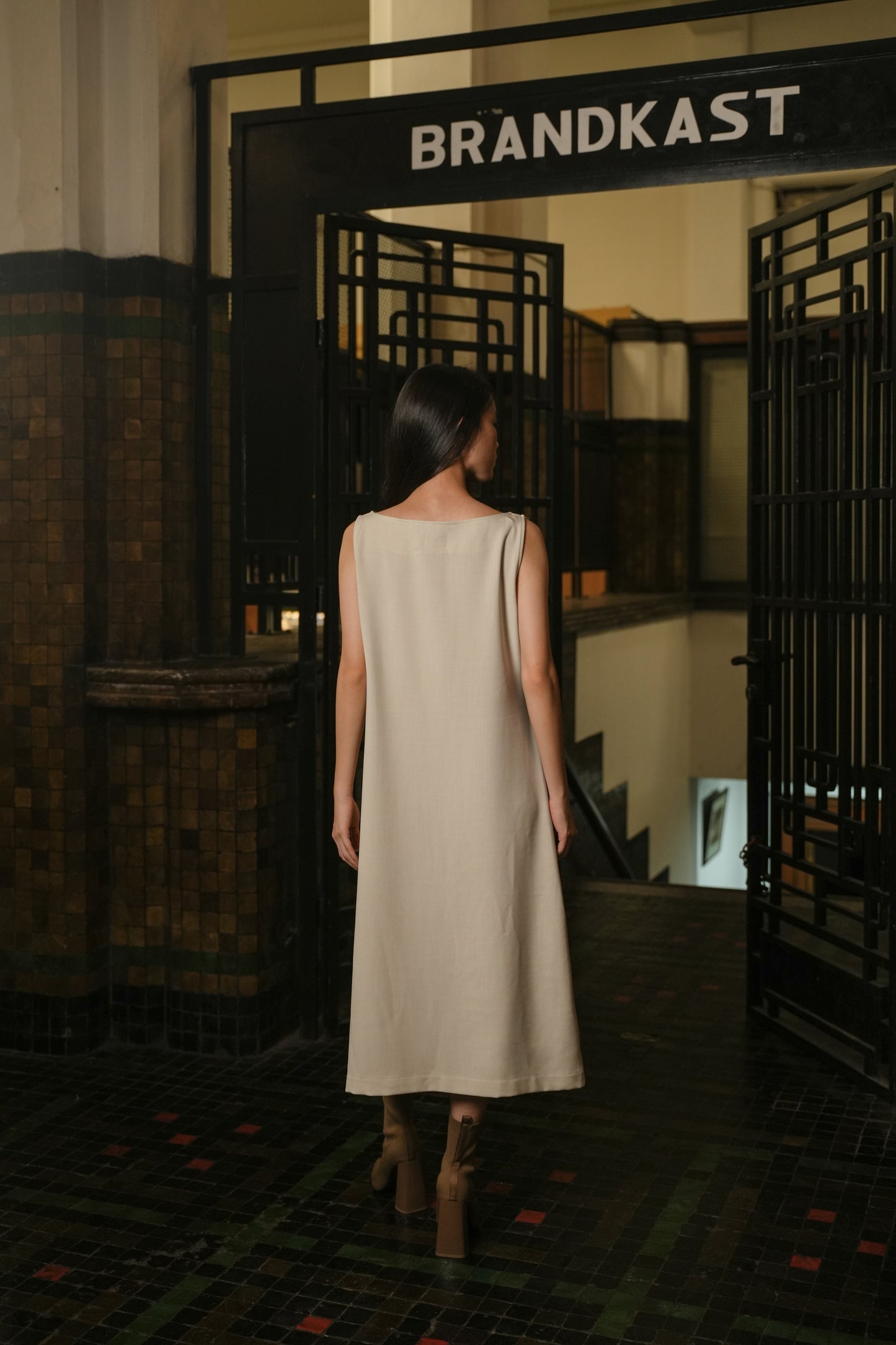 LAMER DRESS IN PARMESAN