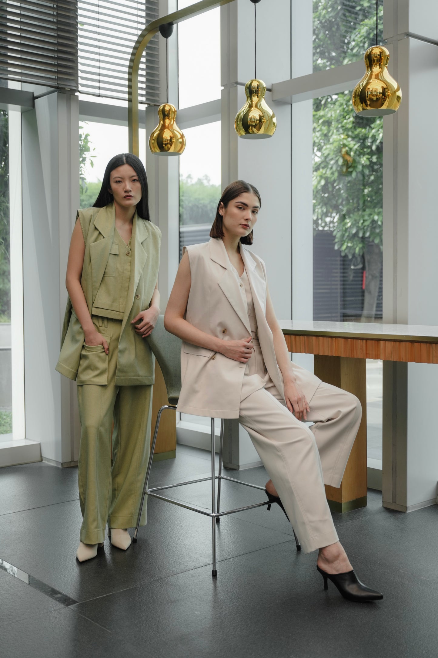 KANA BLAZER IN HONEYDOE