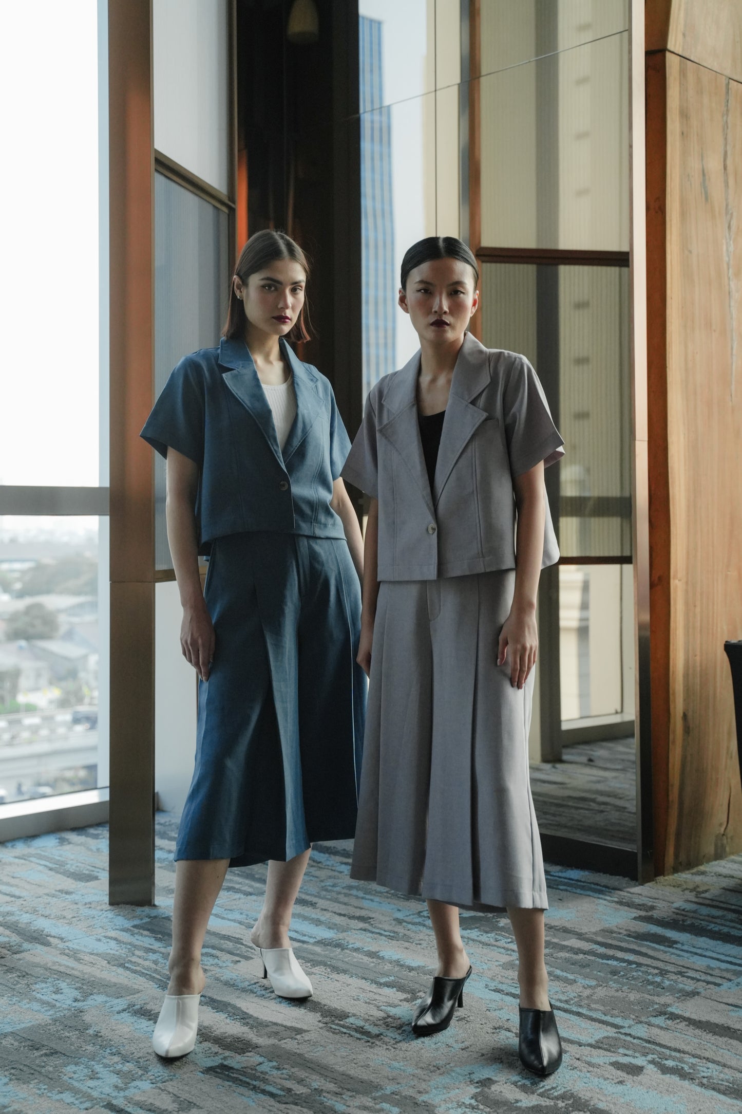 SET - REESE RUSSEL IN MIDNIGHT SAPHIRE
