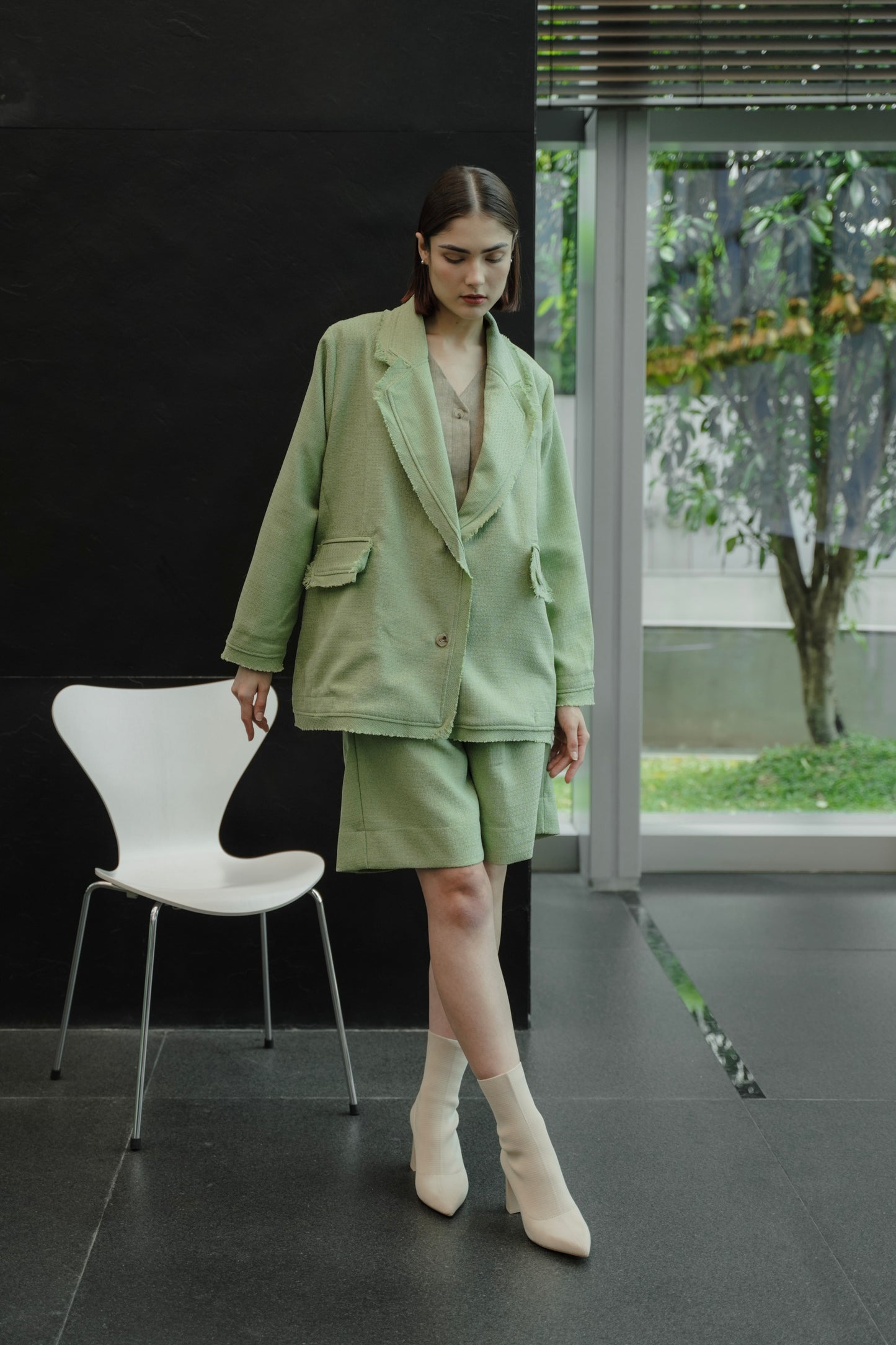 ELXIEL TWEED BLAZER IN RUSCUS