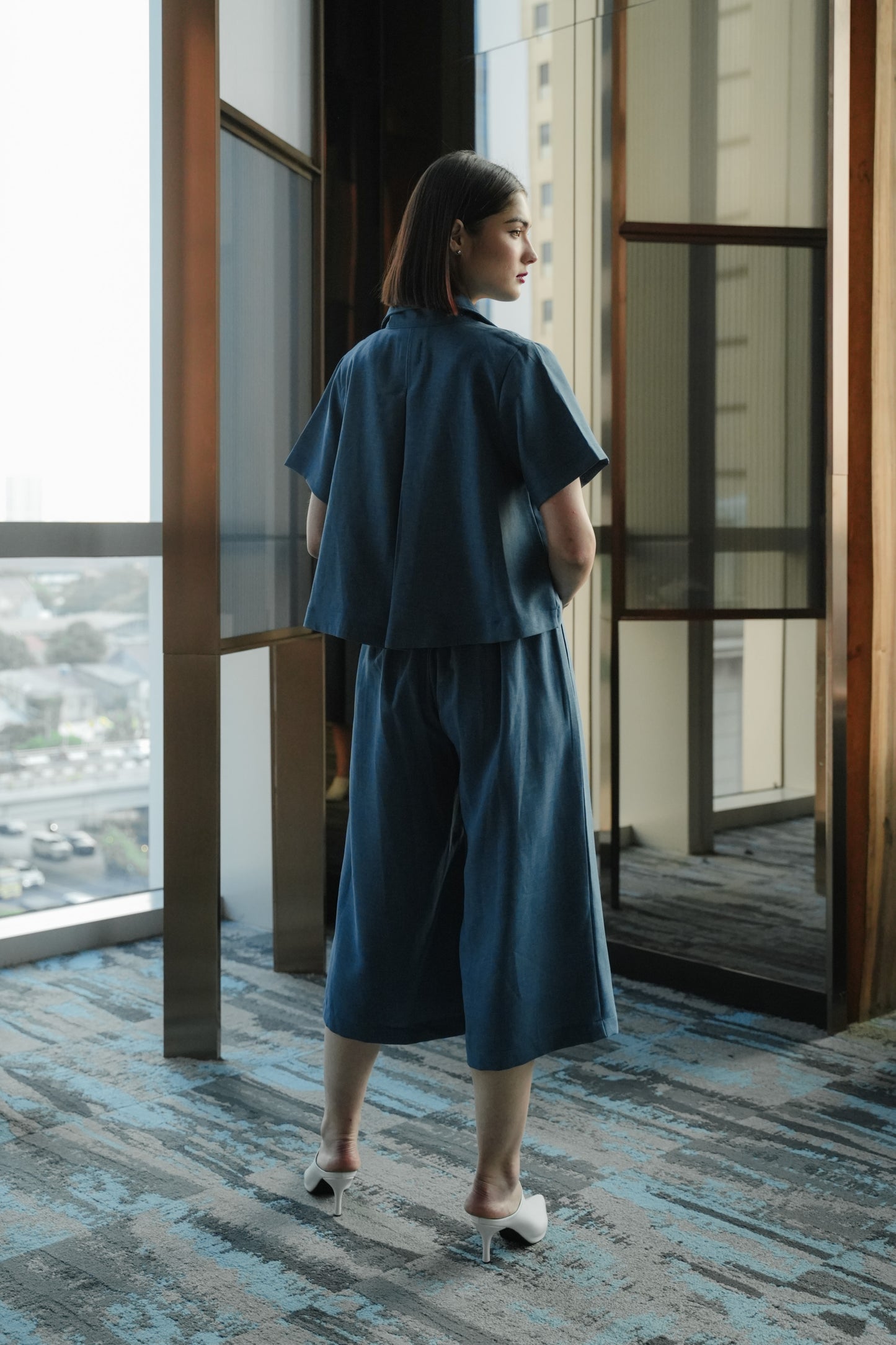 REESE BLAZER IN MIDNIGHT SAPHIRE