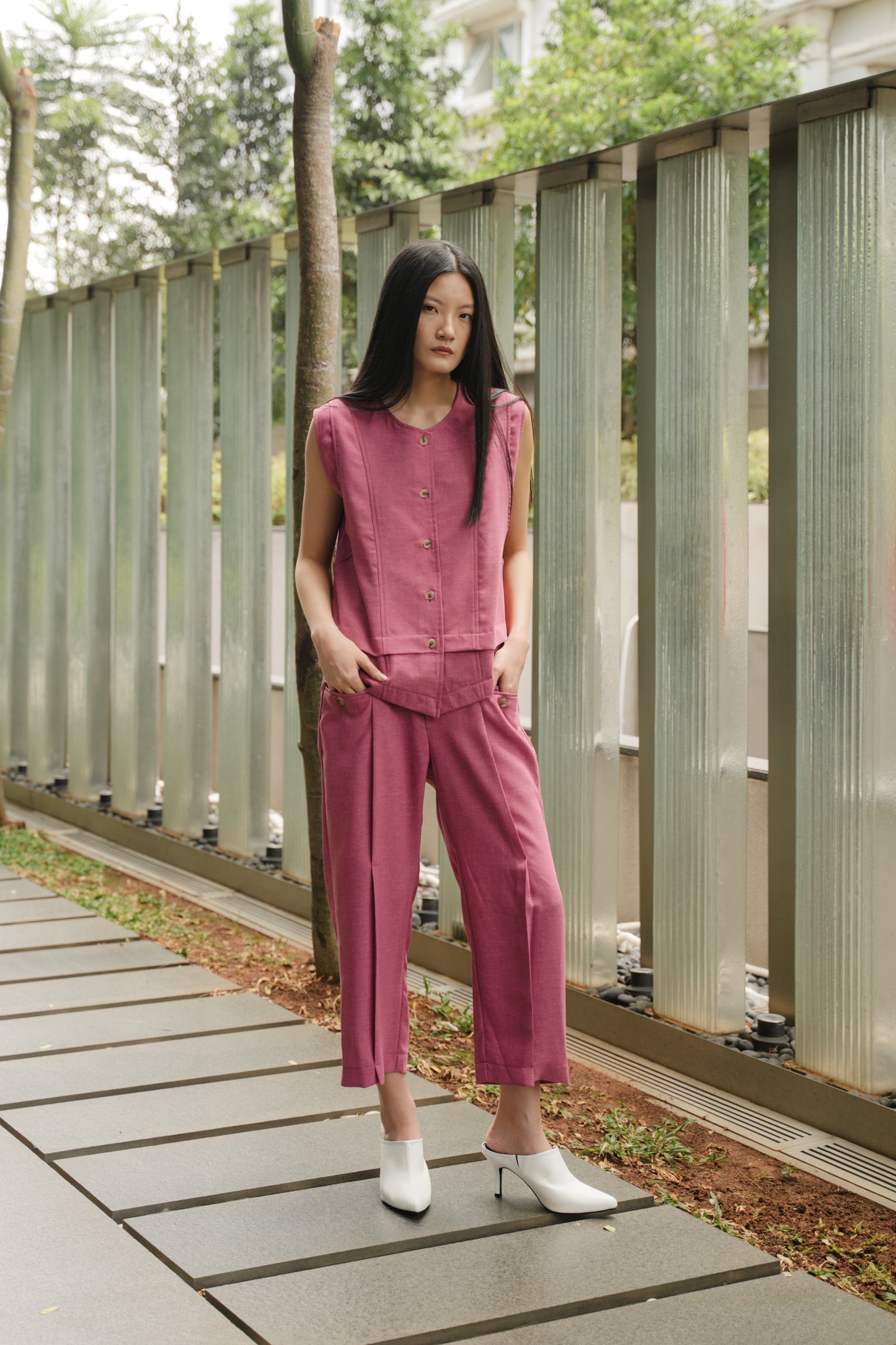 DEFECT 15% - NEGISHI TOP SLEEVELESS IN PINK FLAMBE