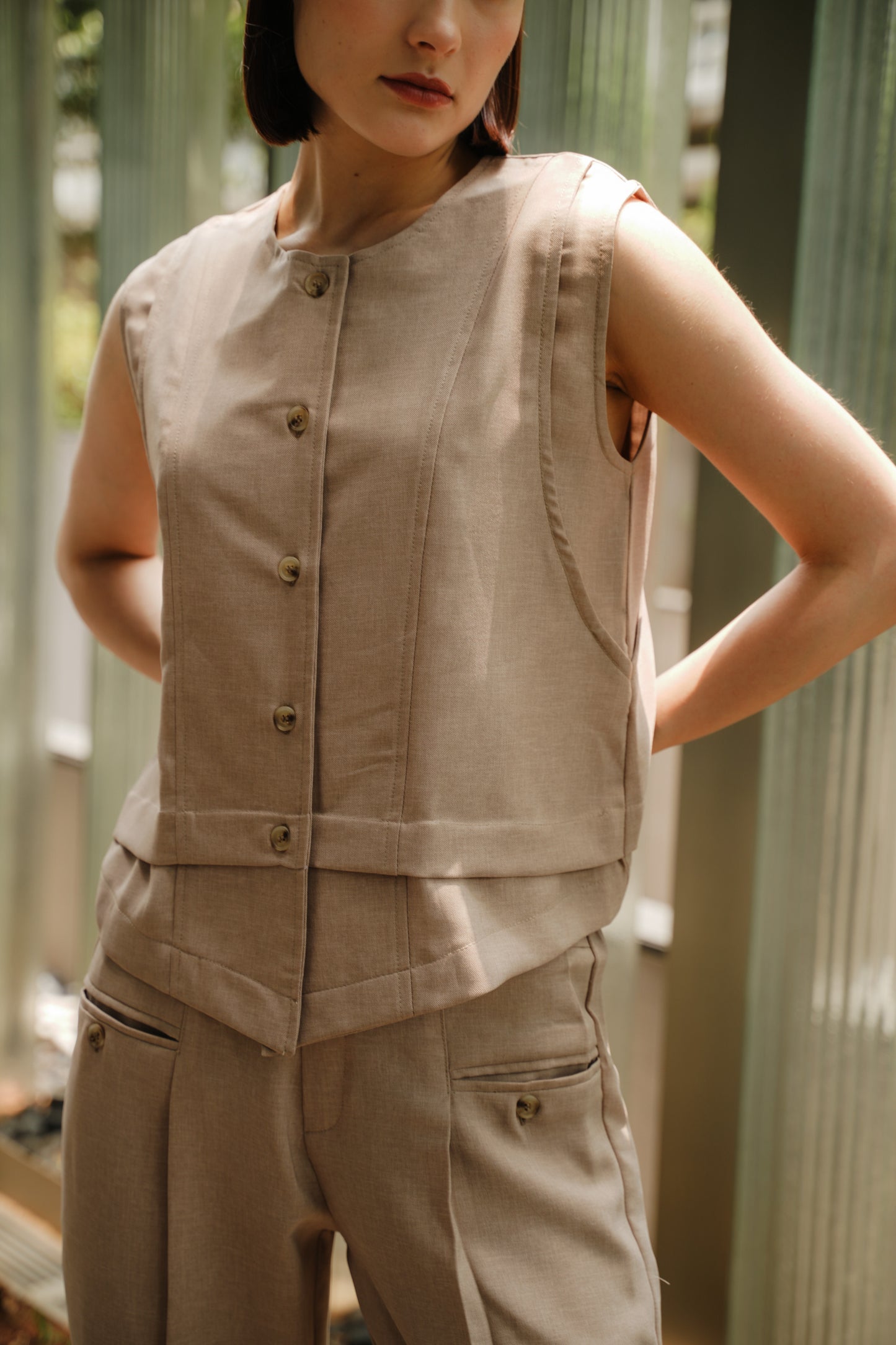 DEFECT 15% - NEGISHI TOP SLEEVELESS IN GRANOLA