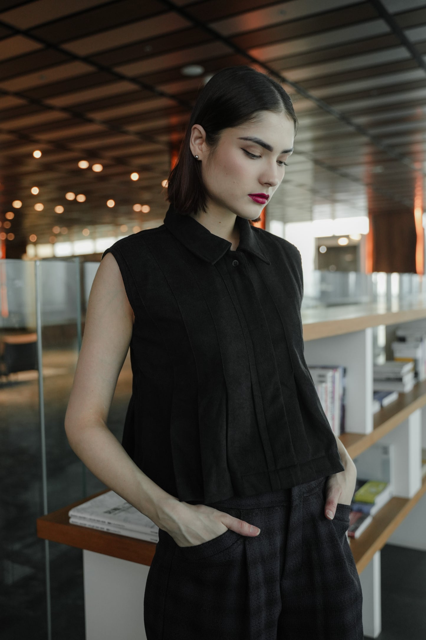 MAMEYA TOP IN LONG BLACK