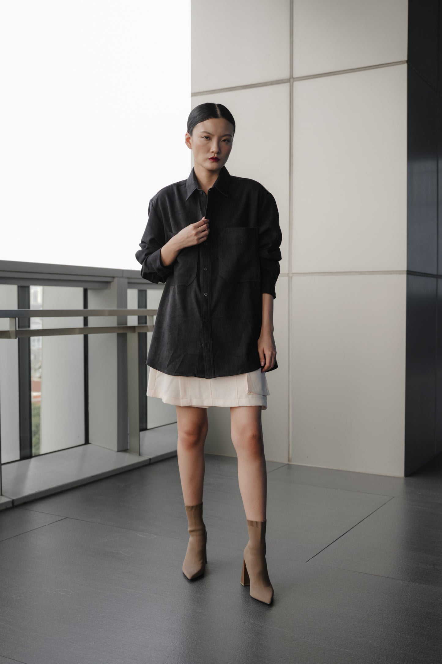 EBISU SHIRT IN LONG BLACK