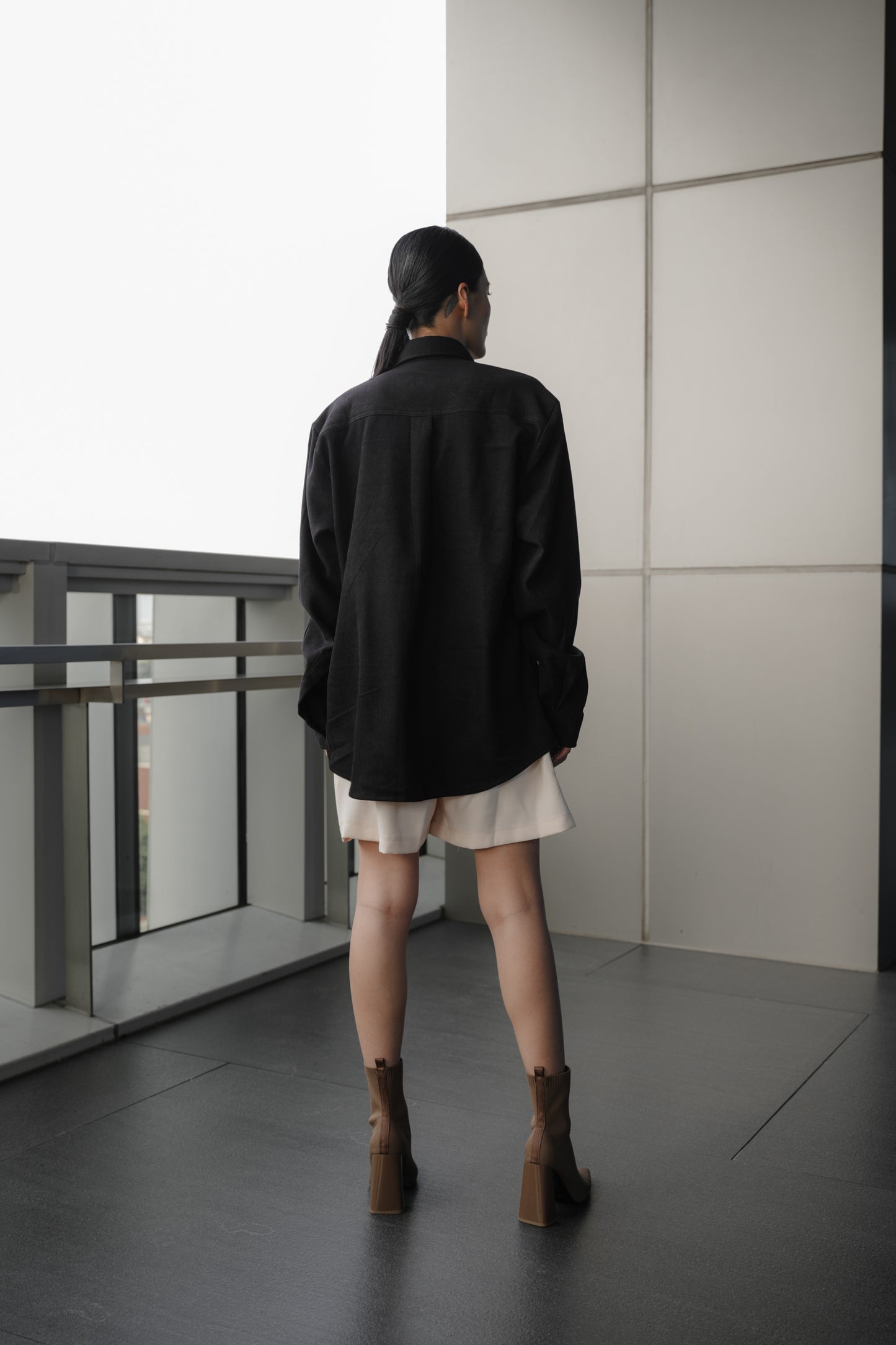 EBISU SHIRT IN LONG BLACK