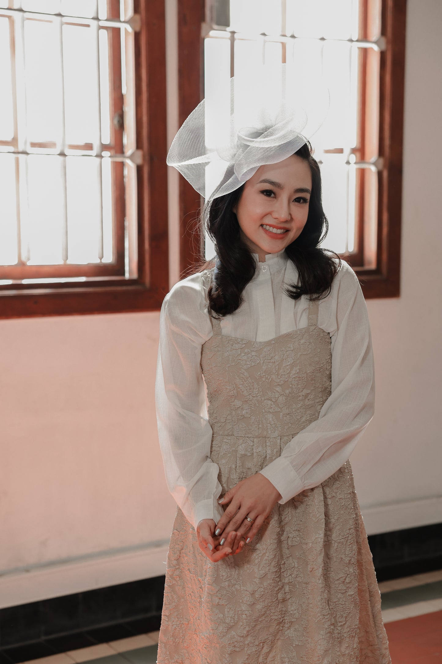 VIVIENNE DRESS IN CHAMPAGNE LILY