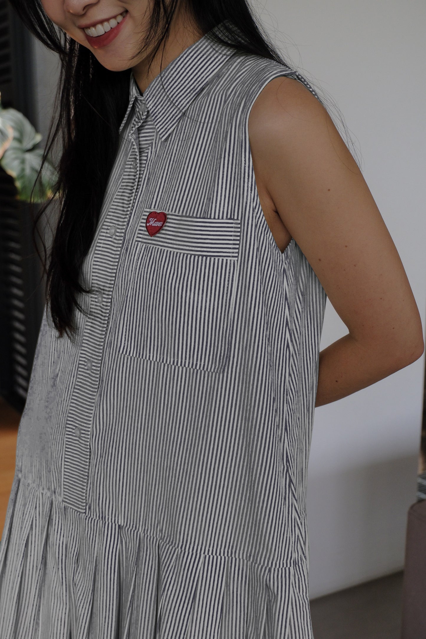 JORDIE DRESS IN BLACK SESAME