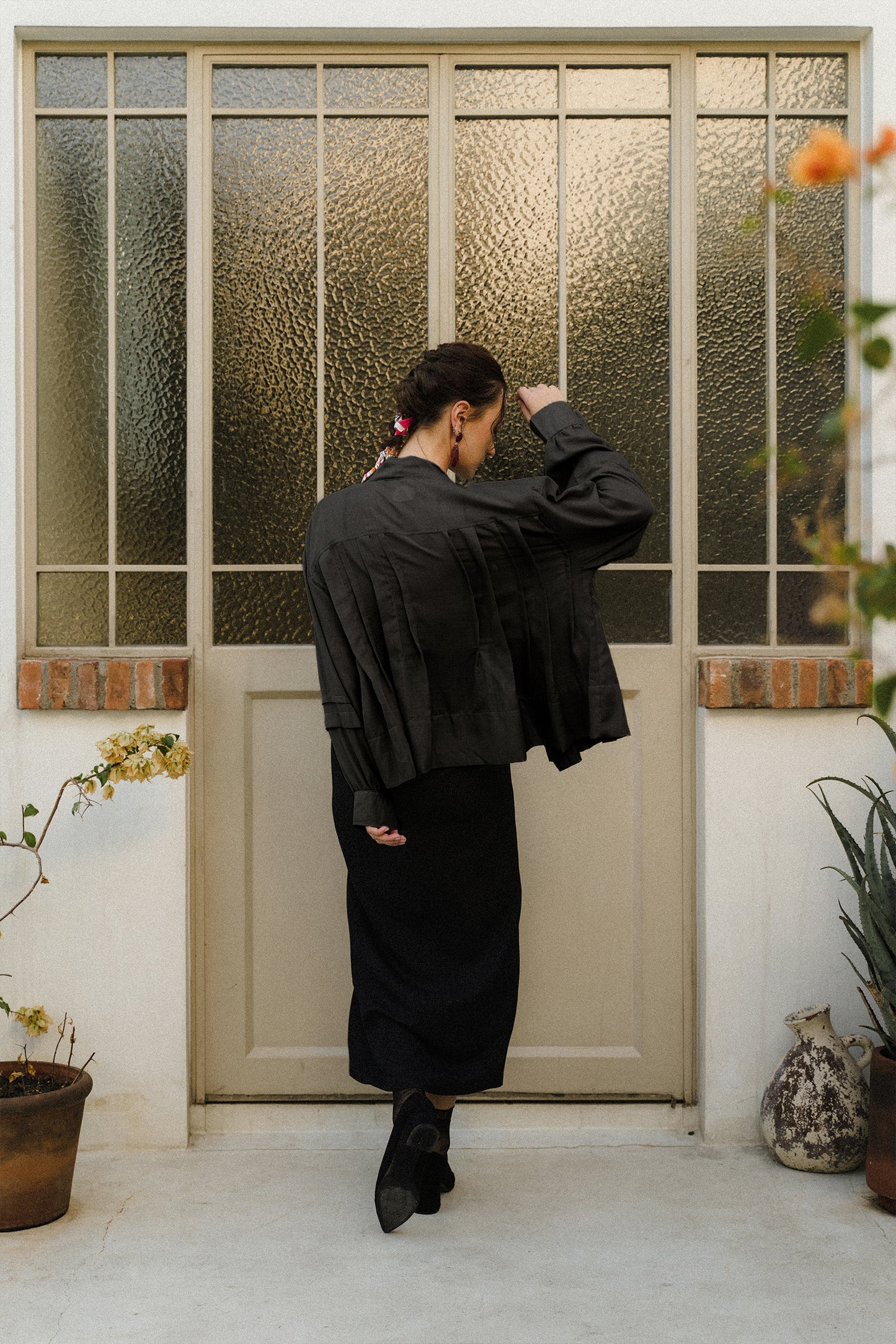 SOLEIL OUTER IN DEEP BLACK