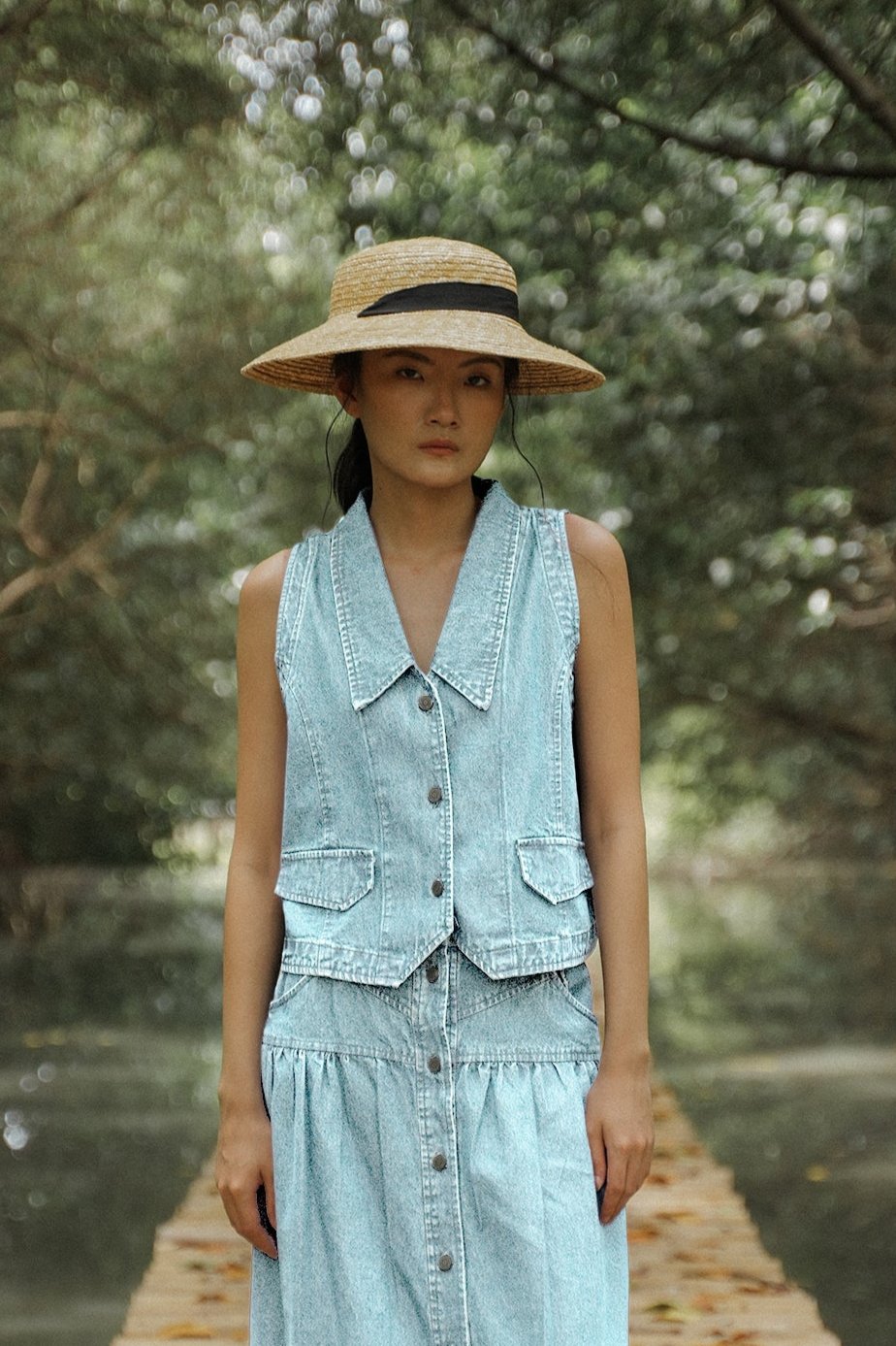 TROCADERO VEST IN SUNBLEACH