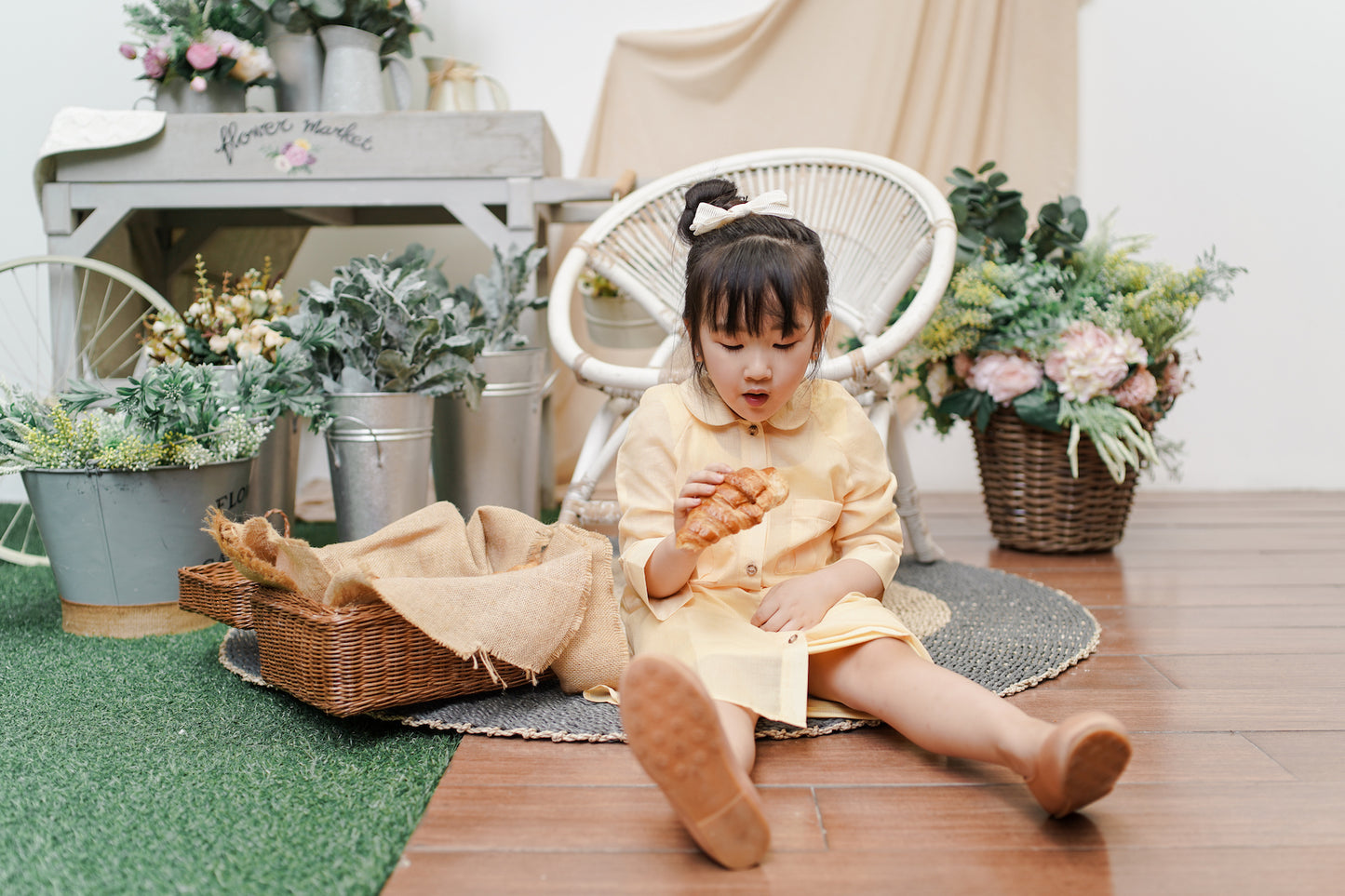 MINI CHRISTIAN - MELLISA SET IN PALE BANANA