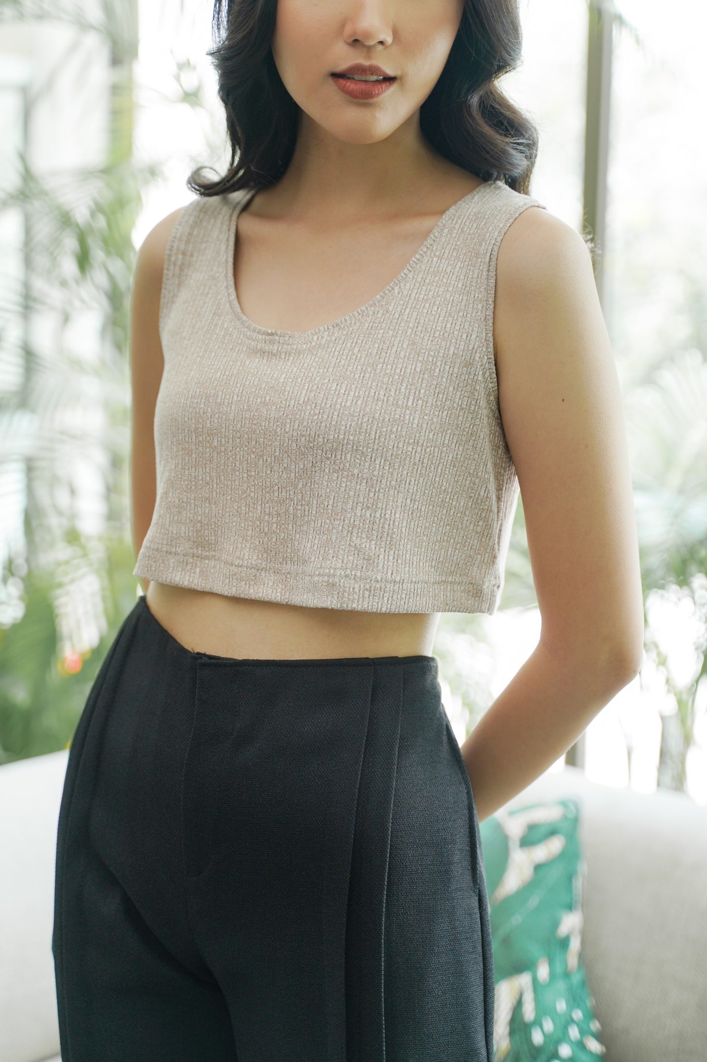 BIGAIL CROP - SLEEVELESS IN VANILLA CUSTARD