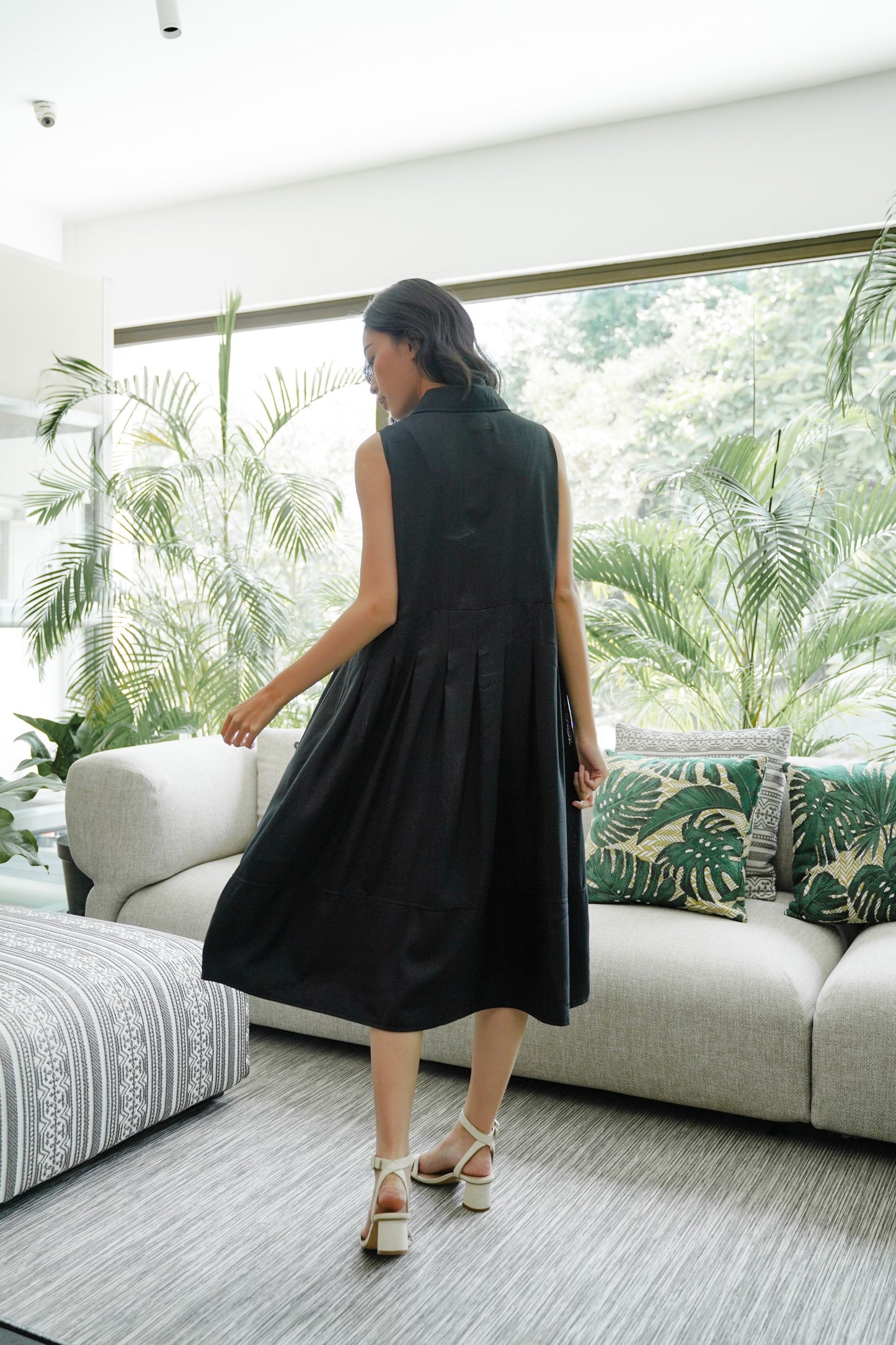 SOVI DRESS IN BLACK BEAUTY