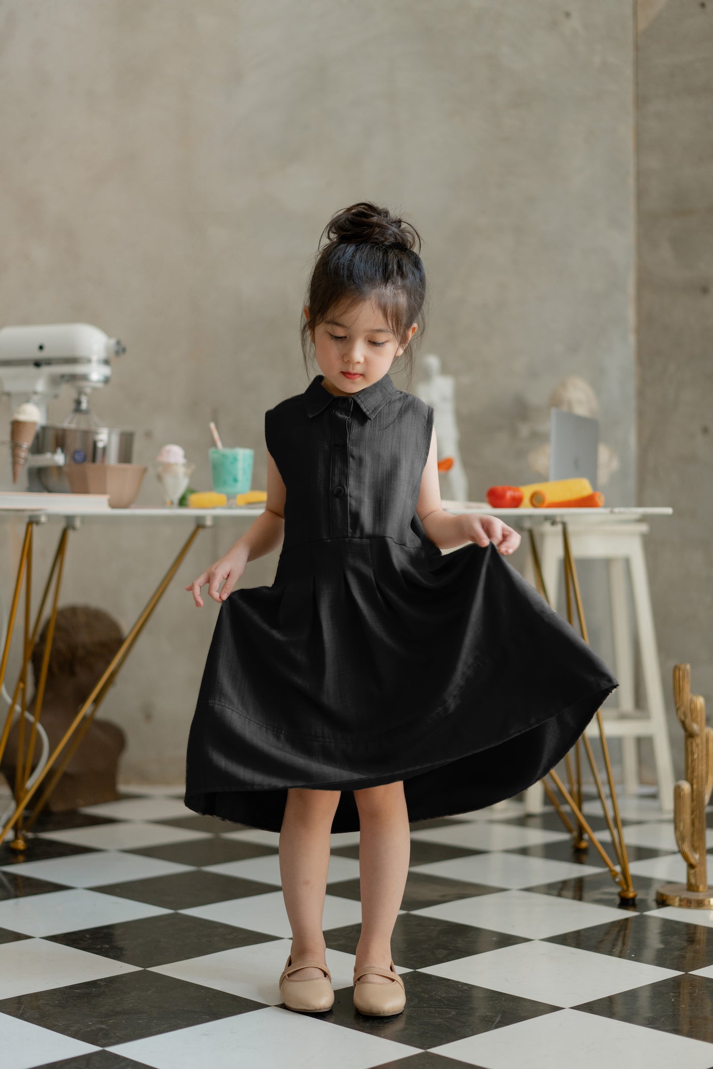 MINI SOVI IN DEEP BLACK