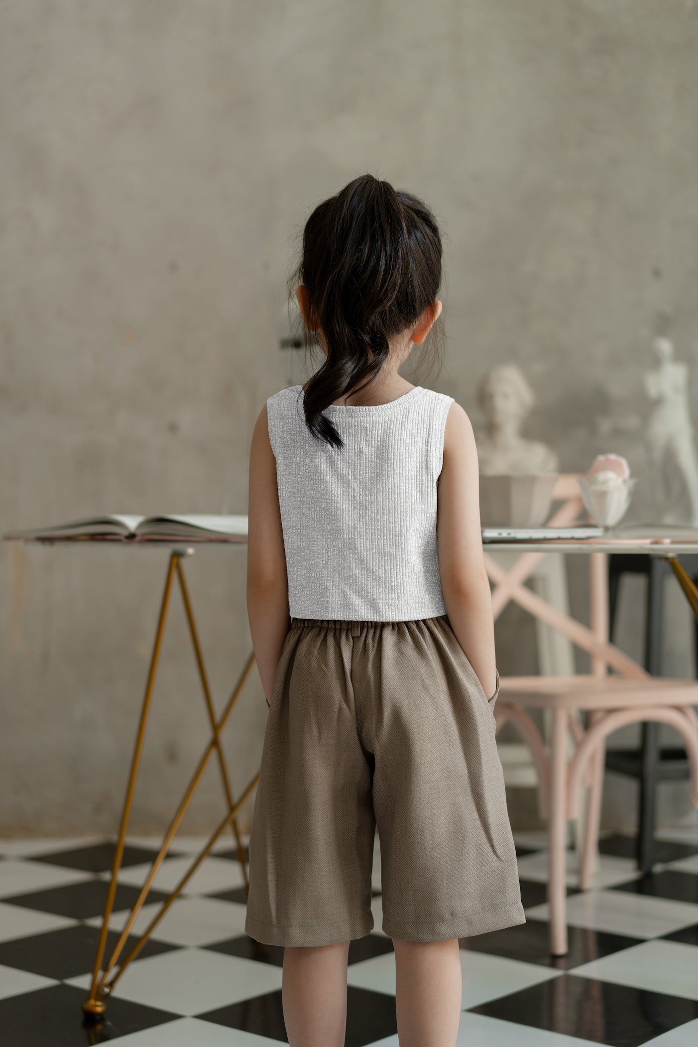DEFECT 30% -MINI BIGAIL CROP IN OFFWHITE SIZE 10