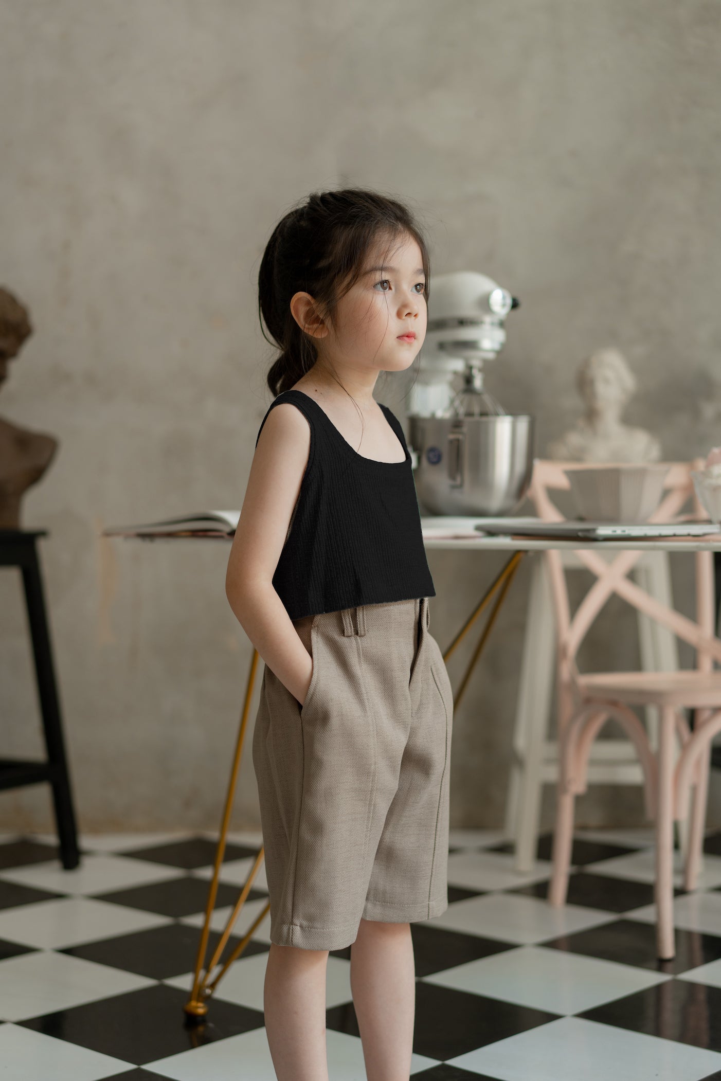 MINI BIGAIL CROP IN DEEP BLACK