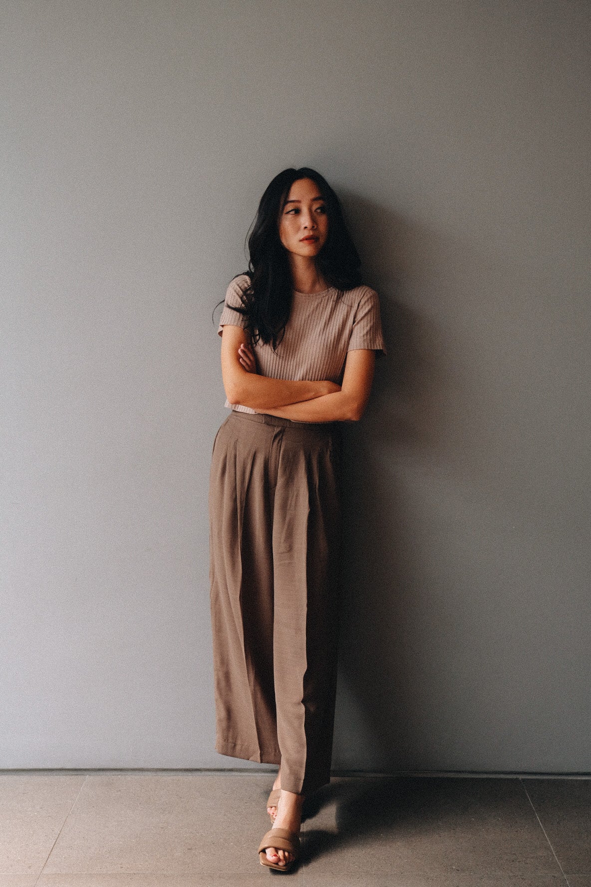 MELL CROP - SLEEVE IN LATTE