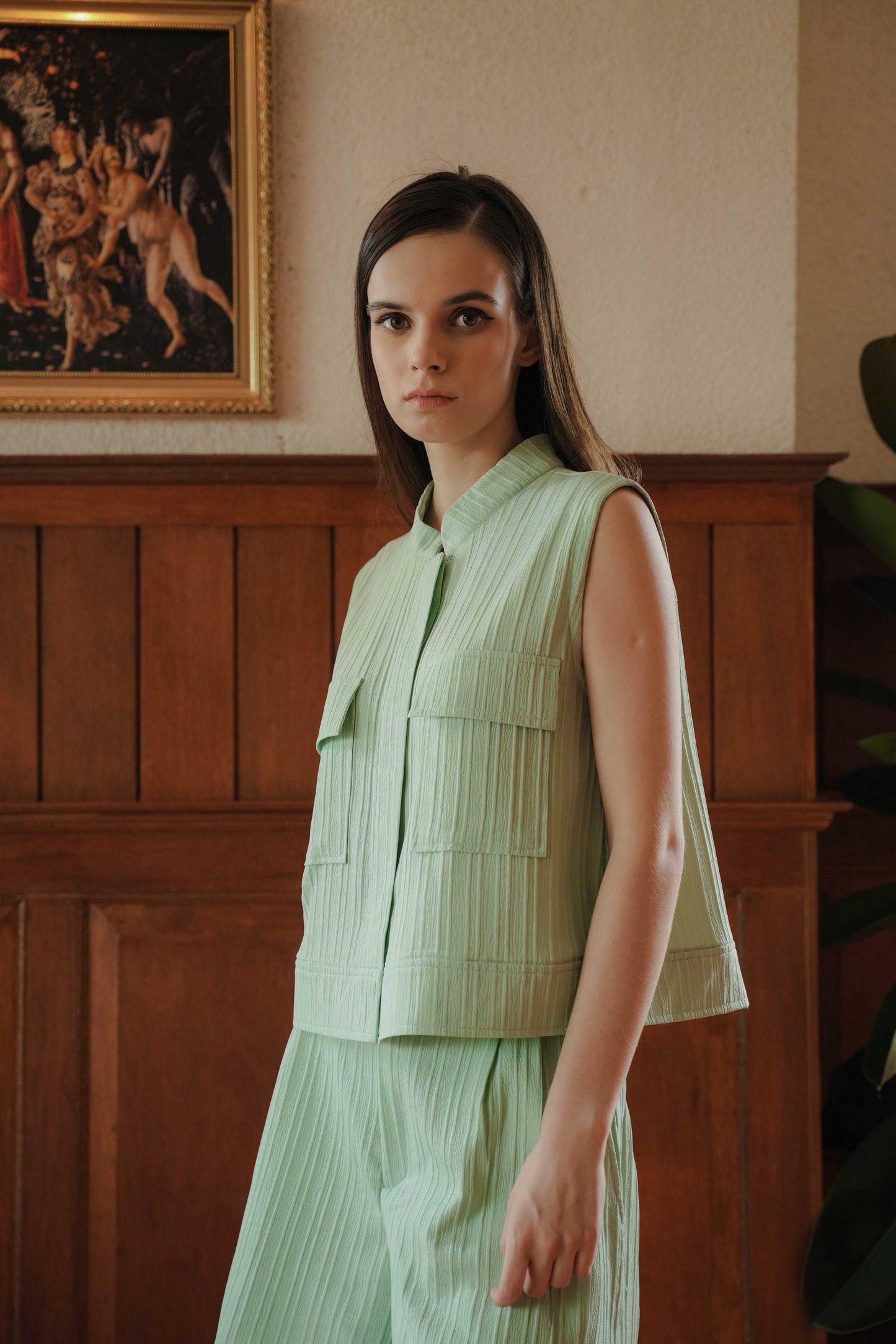 LOUVRE TOP SLEEVELESS IN CARNIVAL