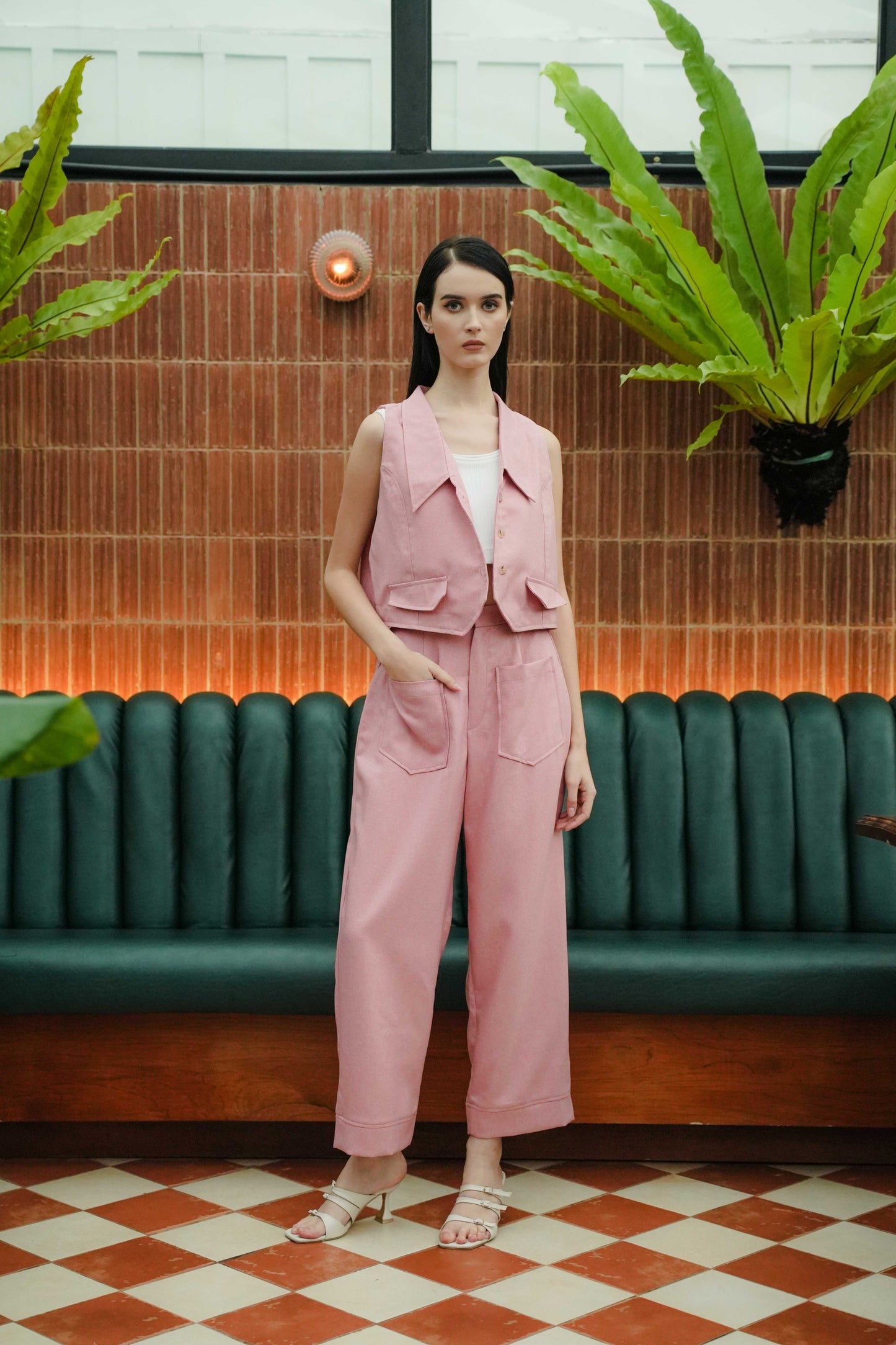 TROCADERO VEST IN BUBBLEGUM