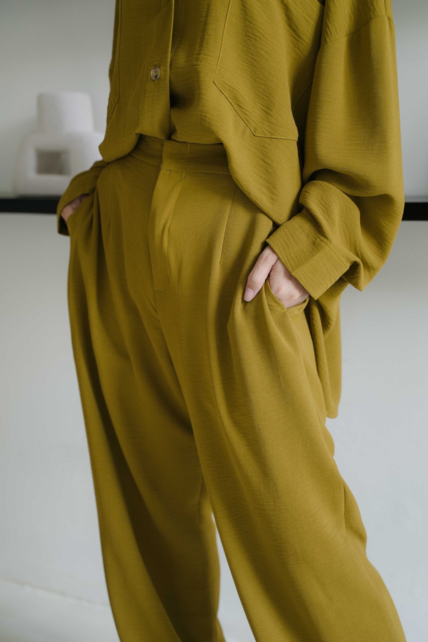 CHU PANT IN LEEK