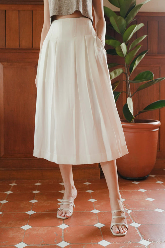 DEFECT 15% - NEW AGATHA SKIRT IN PEARL WHITE