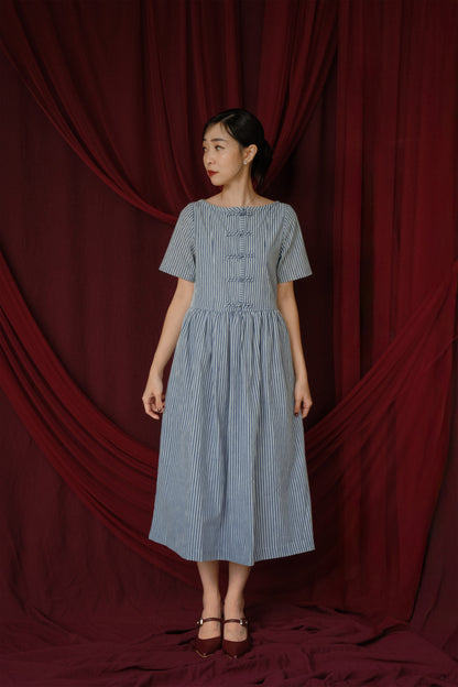 BAO DRESS IN MUTED BLUE