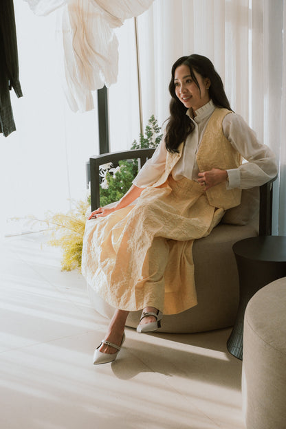 EDITH VEST IN AMBER GLOW