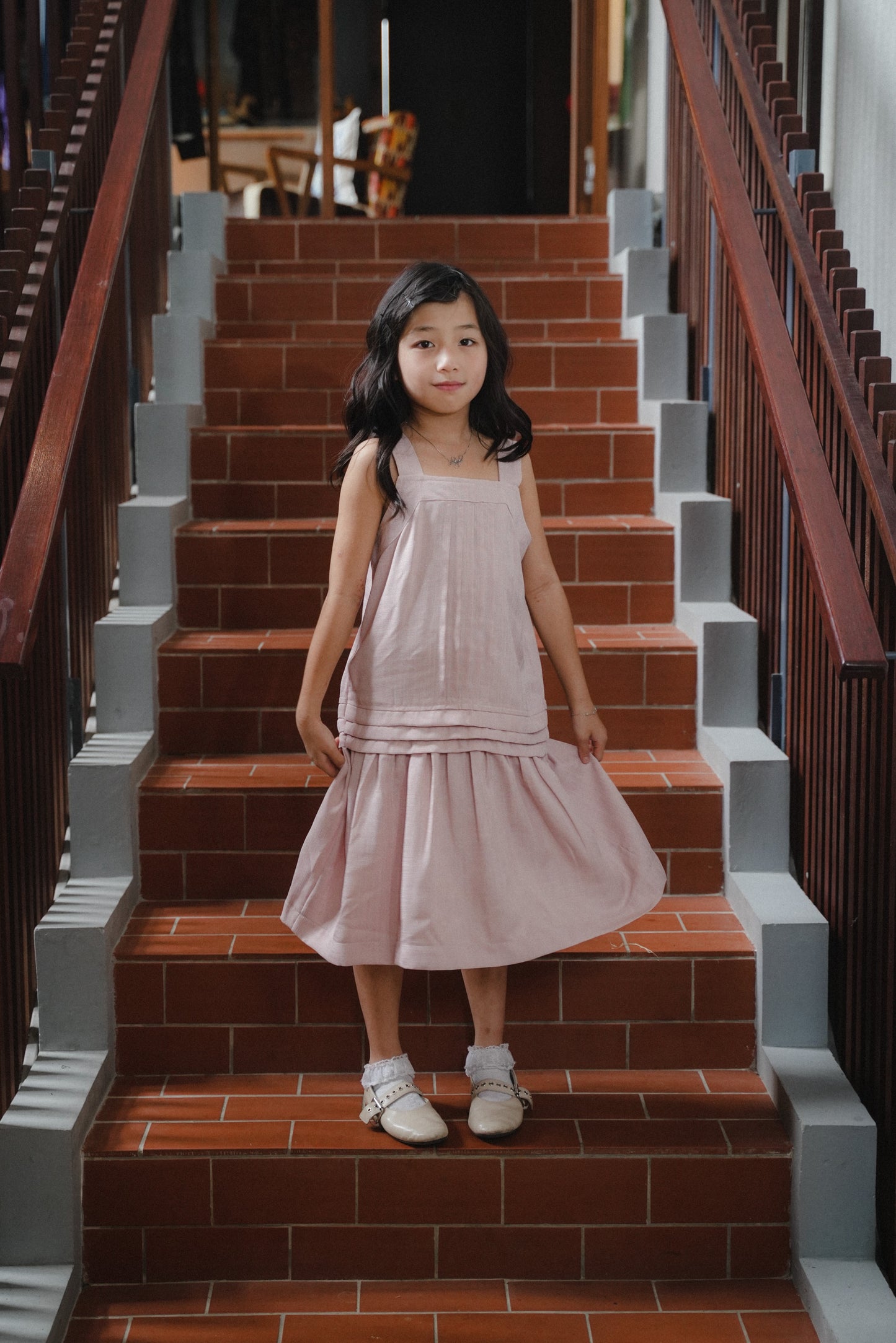 MINI CELINA IN ROSE GARDEN