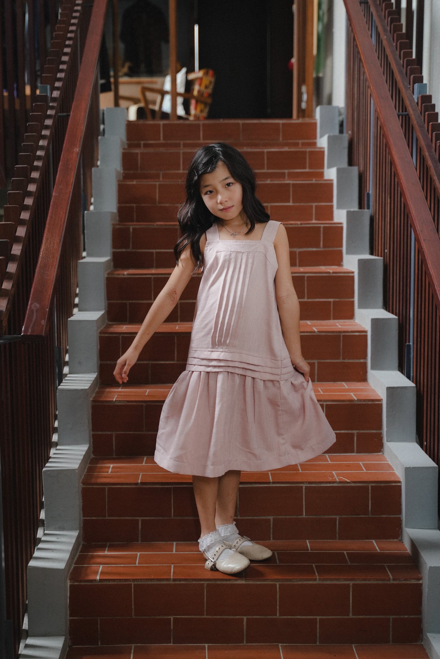 MINI CELINA IN ROSE GARDEN