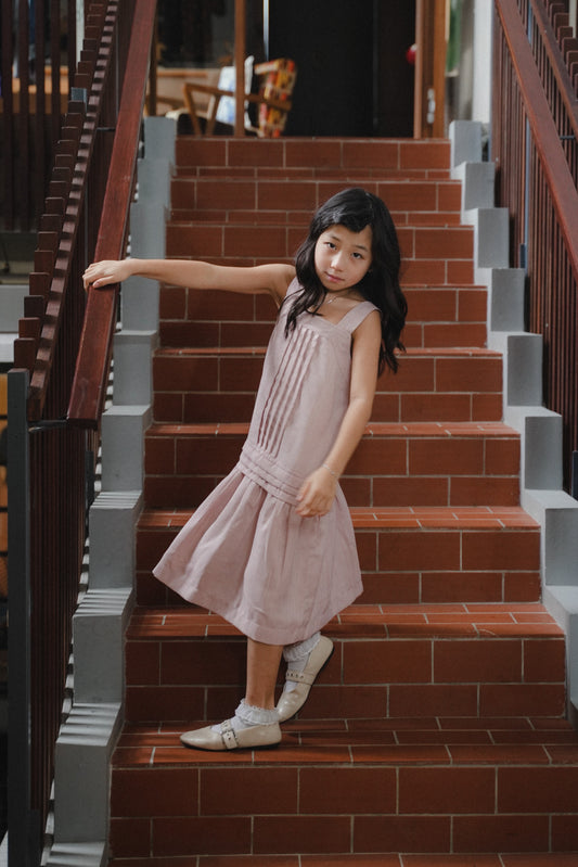 MINI CELINA IN ROSE GARDEN