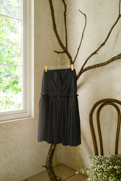 LULLA TULLE  IN DEEP BLACK
