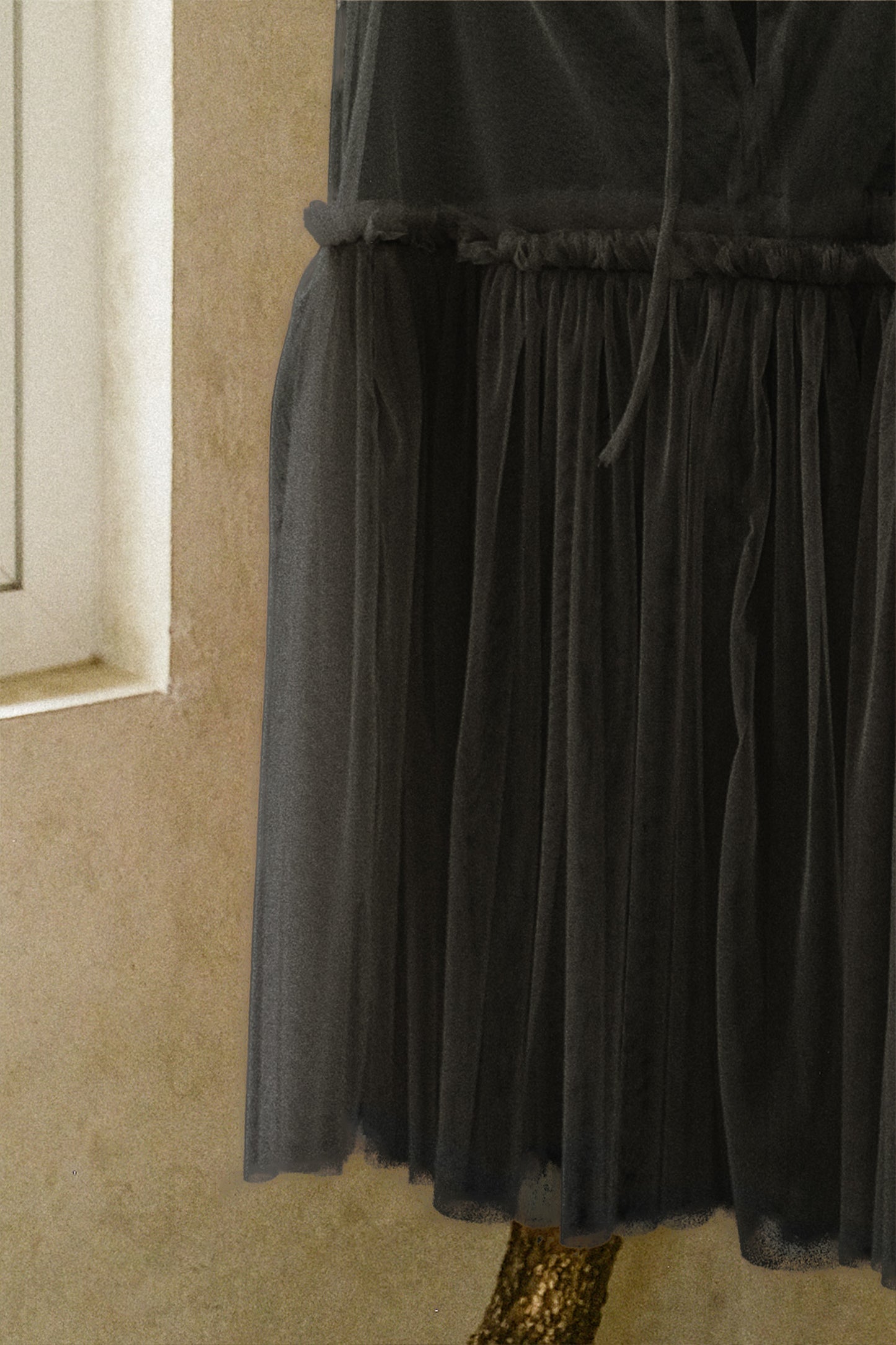 LULLA TULLE  IN DEEP BLACK