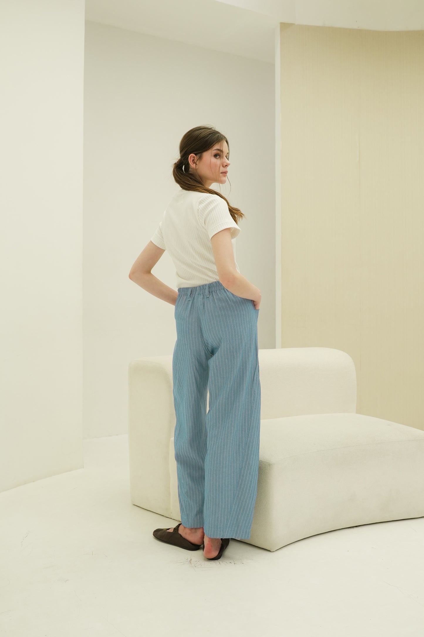 BASTIAN DENIM PANT IN WHISPY BLUE